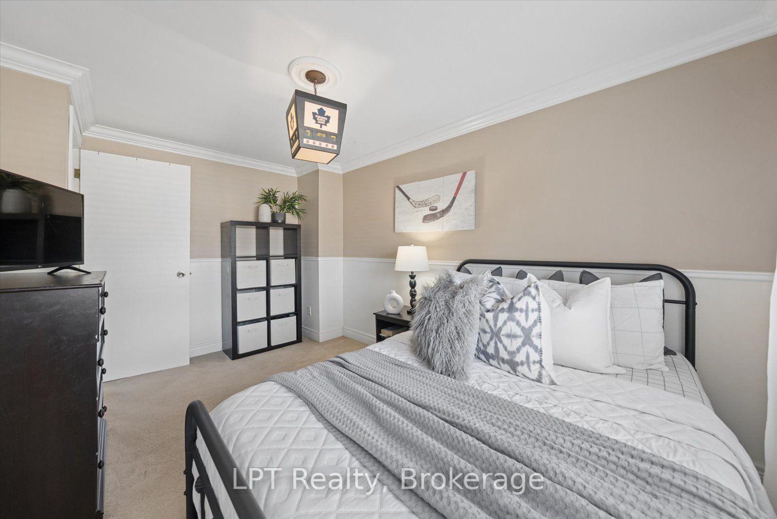 Photo 34 of Unit 25, 155 Glovers Road, Oshawa, Samac — HOMEH