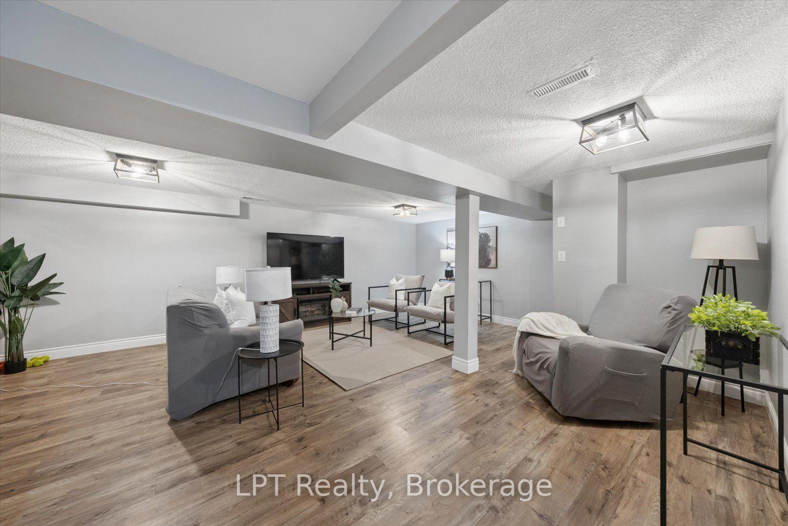 Photo 38 of Unit 25, 155 Glovers Road, Oshawa, Samac — HOMEH