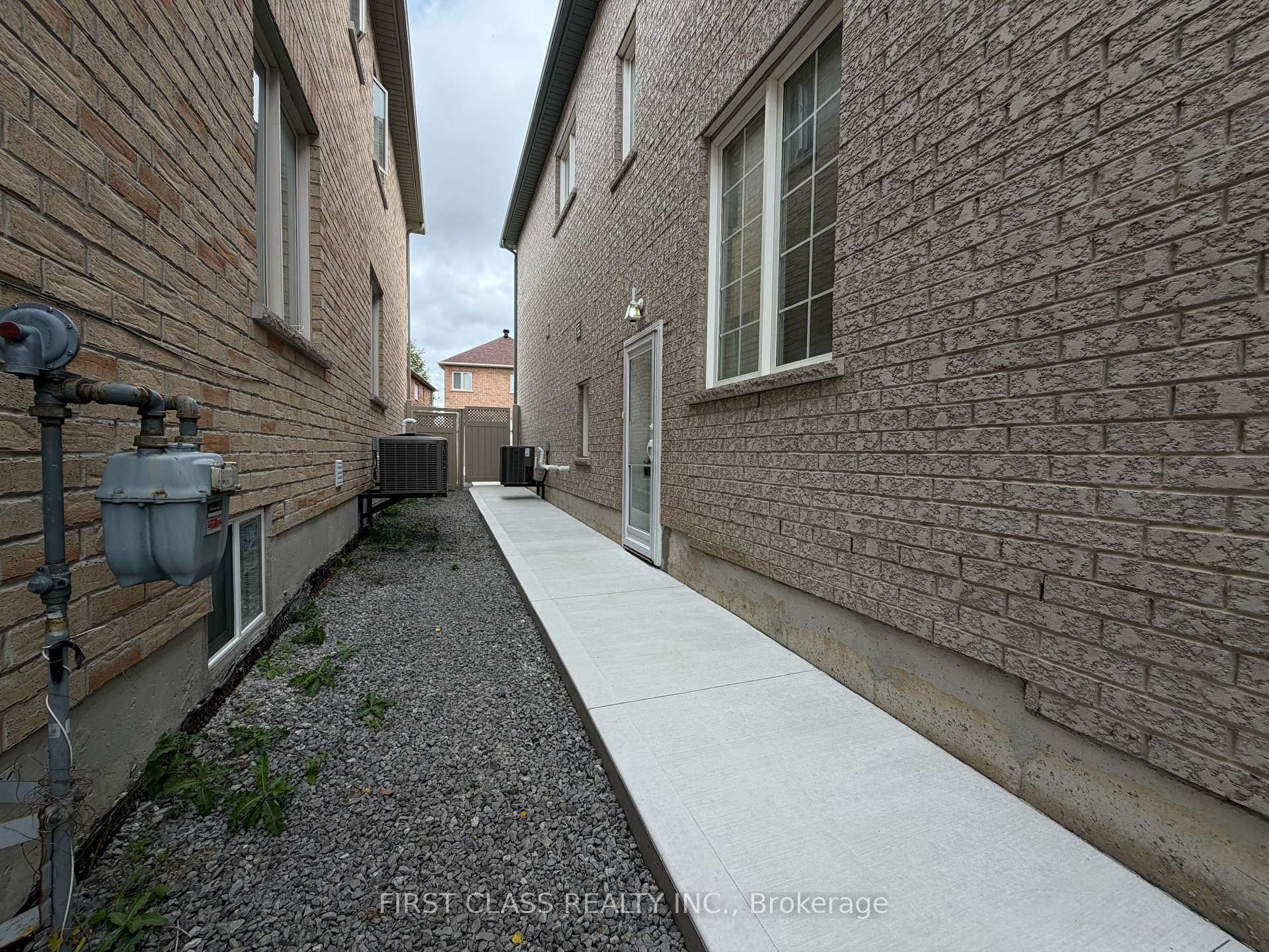 Photo 3 of Unit Basement, 27 Maria Road, Markham, Wismer — HOMEH