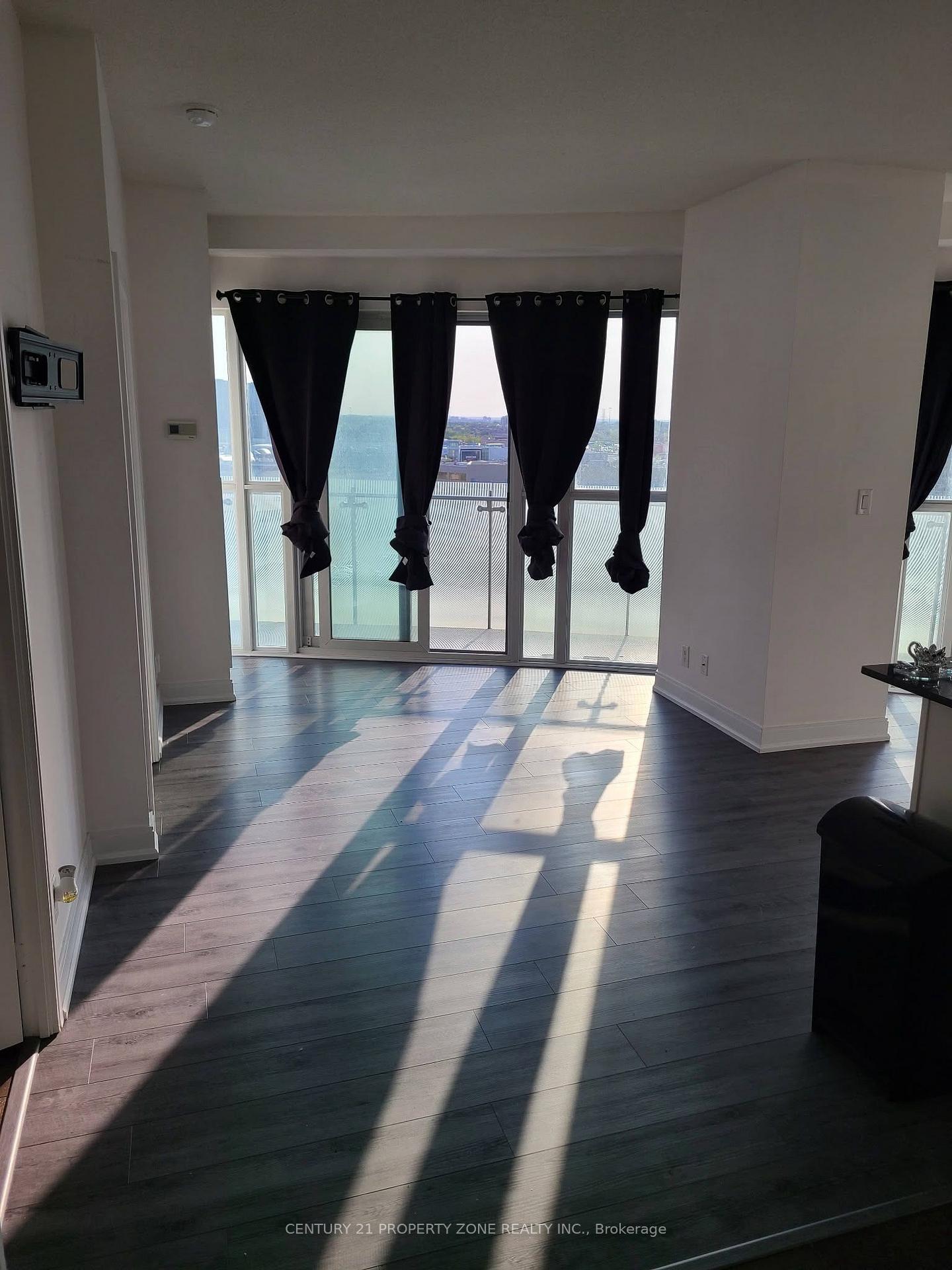 Photo 6 of Unit 1408, 50 Absolute Avenue, Mississauga, City Centre — HOMEH