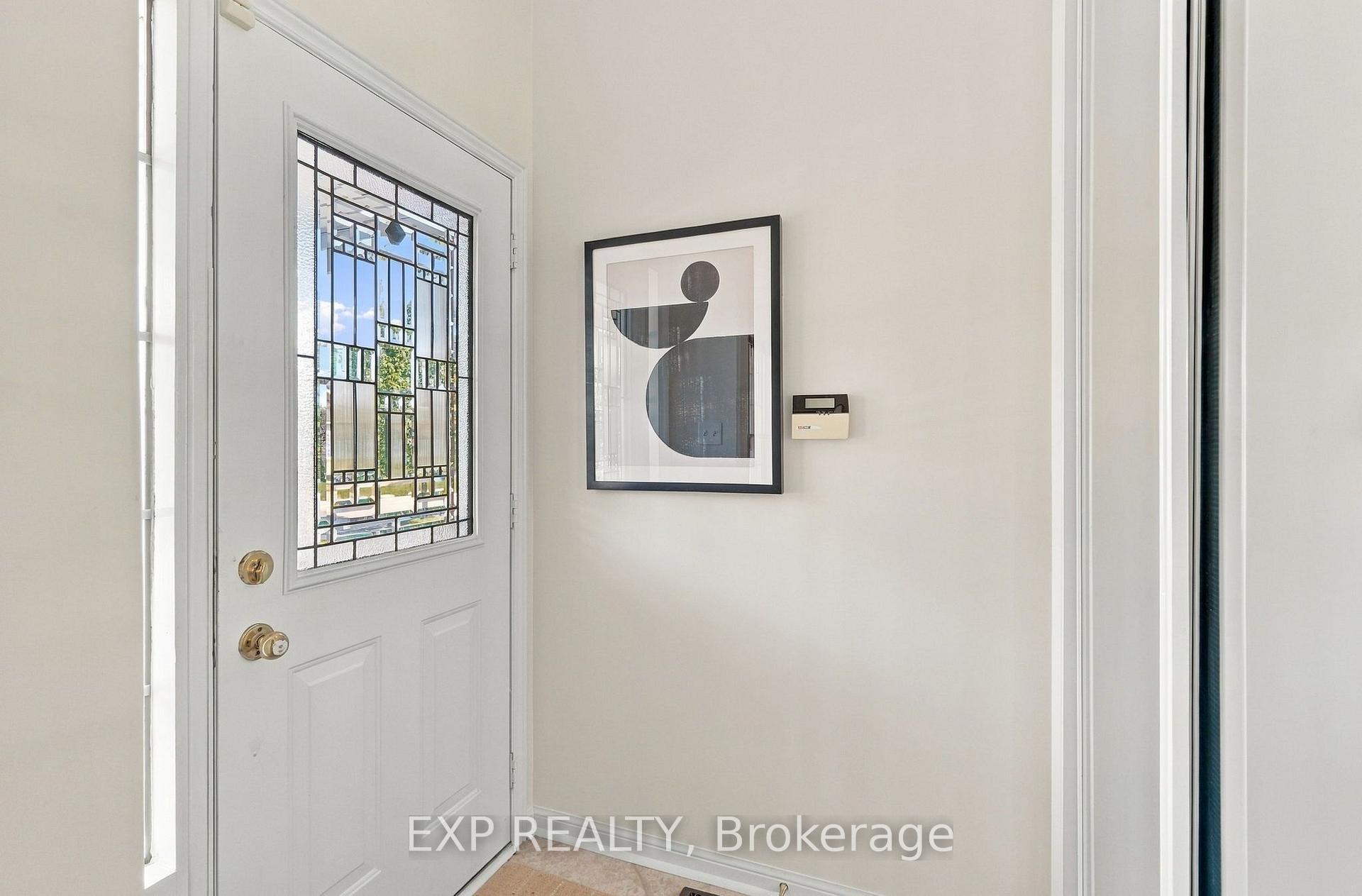 Photo 4 of 5362 Longford Drive, Mississauga, Churchill Meadows — HOMEH