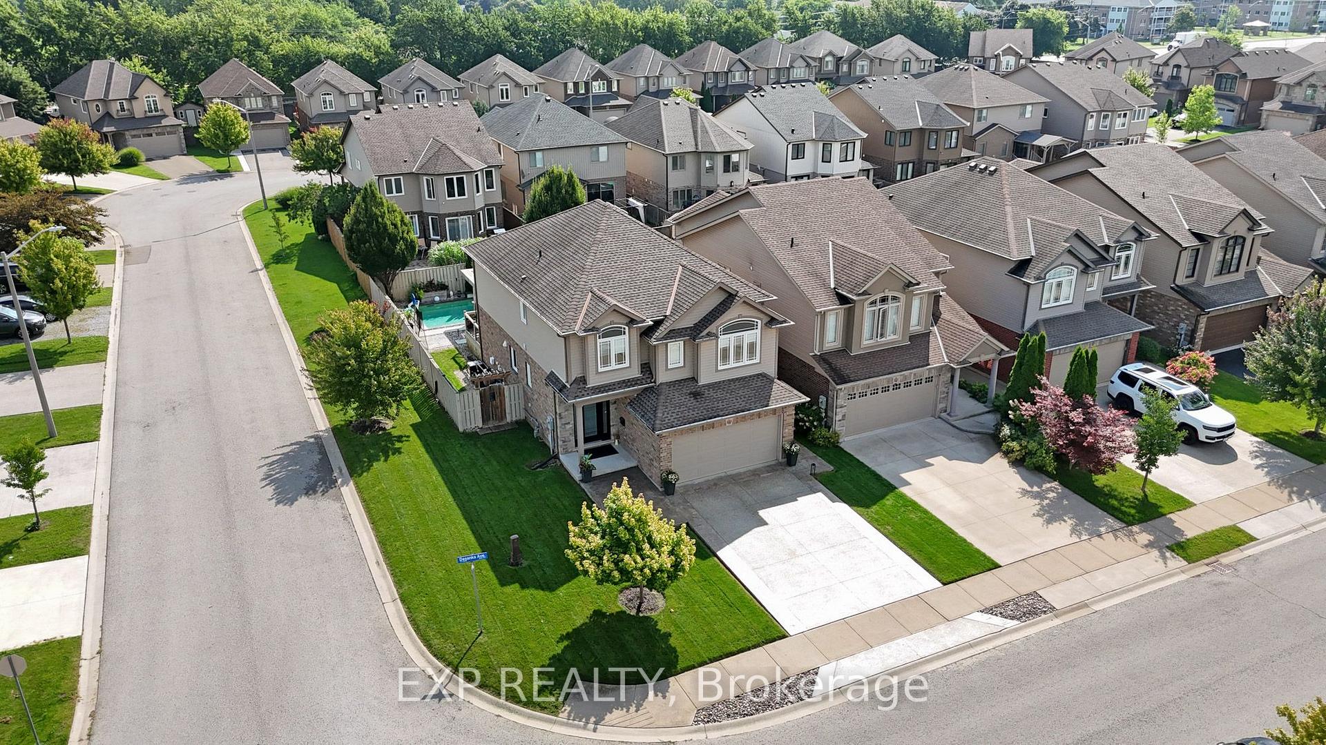 Photo 5 of 6464 Desanka Avenue, Niagara Falls, Forestview — HOMEH