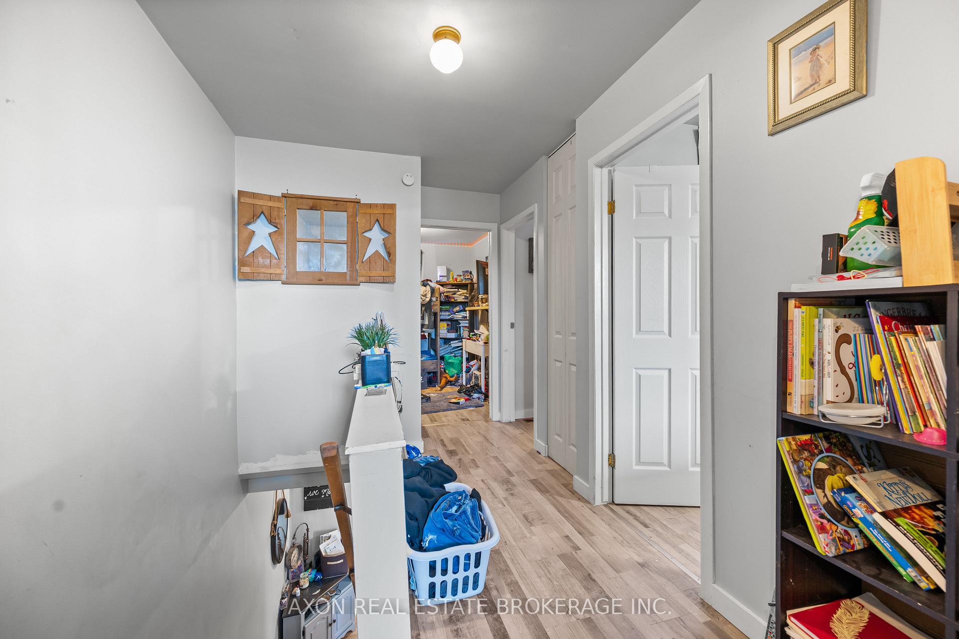 Photo 5 of 869 Oakview Avenue, Kingston, South of Taylor-Kidd Blvd — HOMEH
