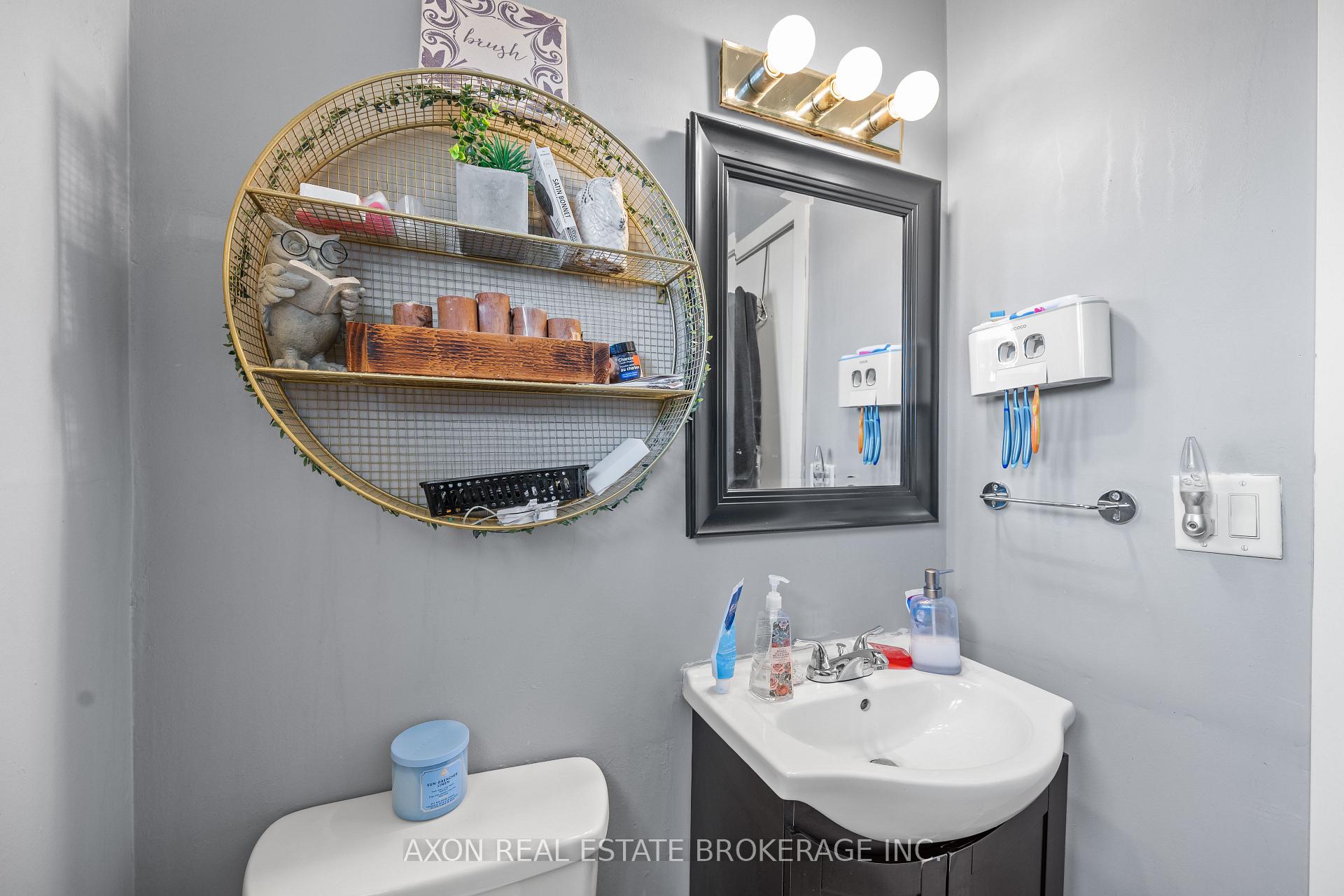 Photo 7 of 869 Oakview Avenue, Kingston, South of Taylor-Kidd Blvd — HOMEH