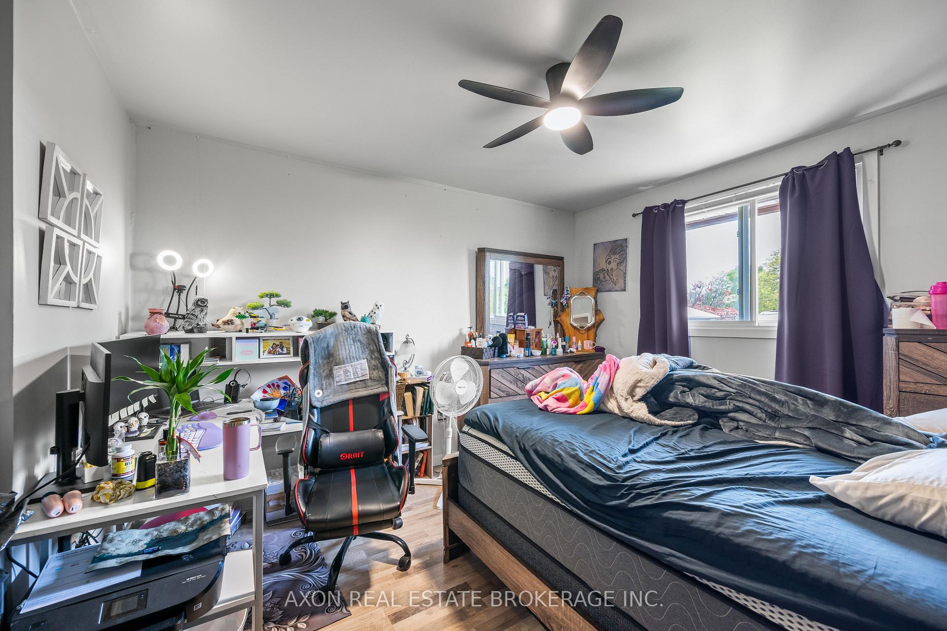 Photo 9 of 869 Oakview Avenue, Kingston, South of Taylor-Kidd Blvd — HOMEH
