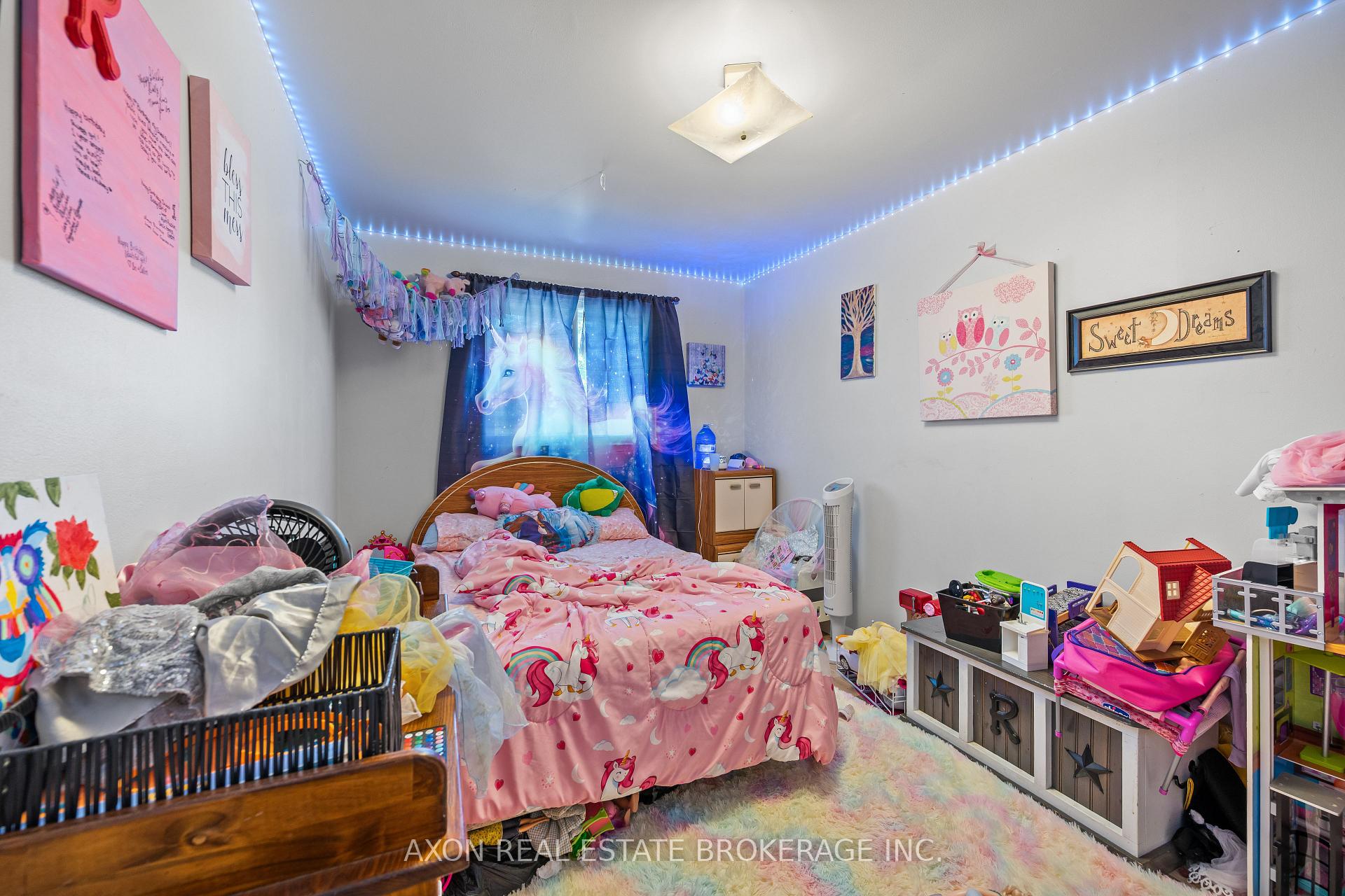 Photo 11 of 869 Oakview Avenue, Kingston, South of Taylor-Kidd Blvd — HOMEH