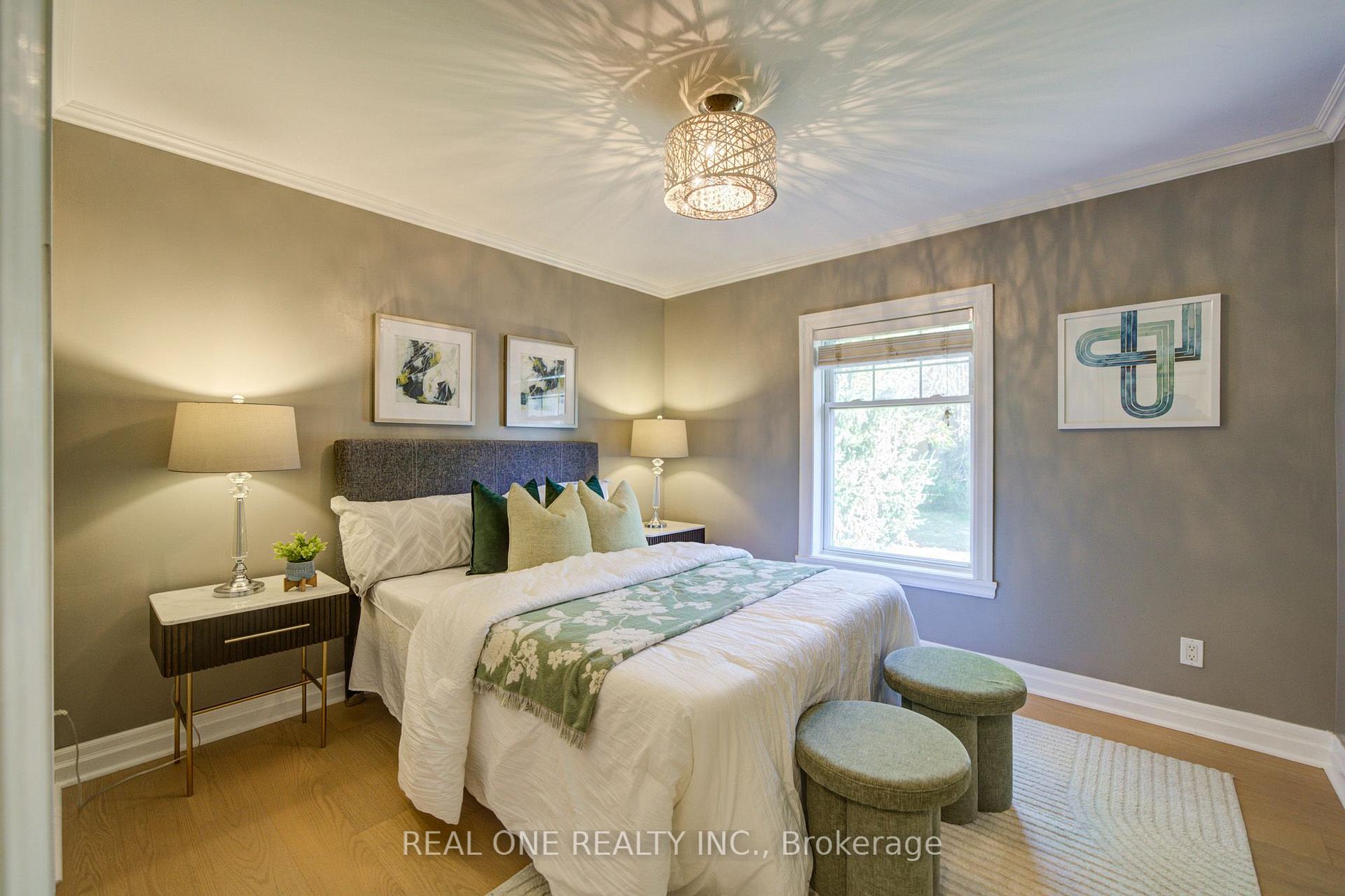 Photo 28 of 1099 Kent Avenue, Oakville, College Park — HOMEH
