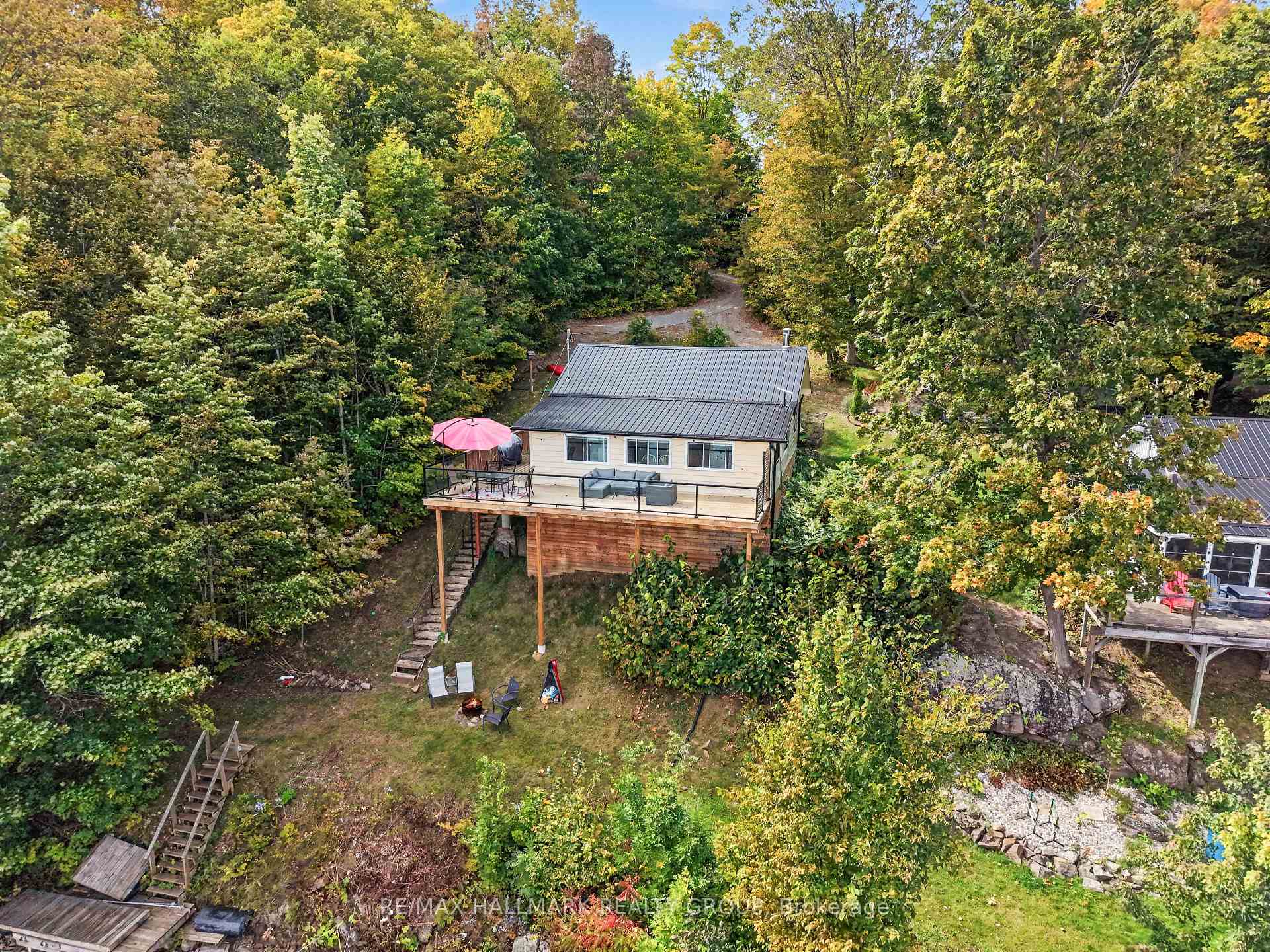 Photo 3 of 302 Egan Lane, Frontenac, Frontenac South — HOMEH