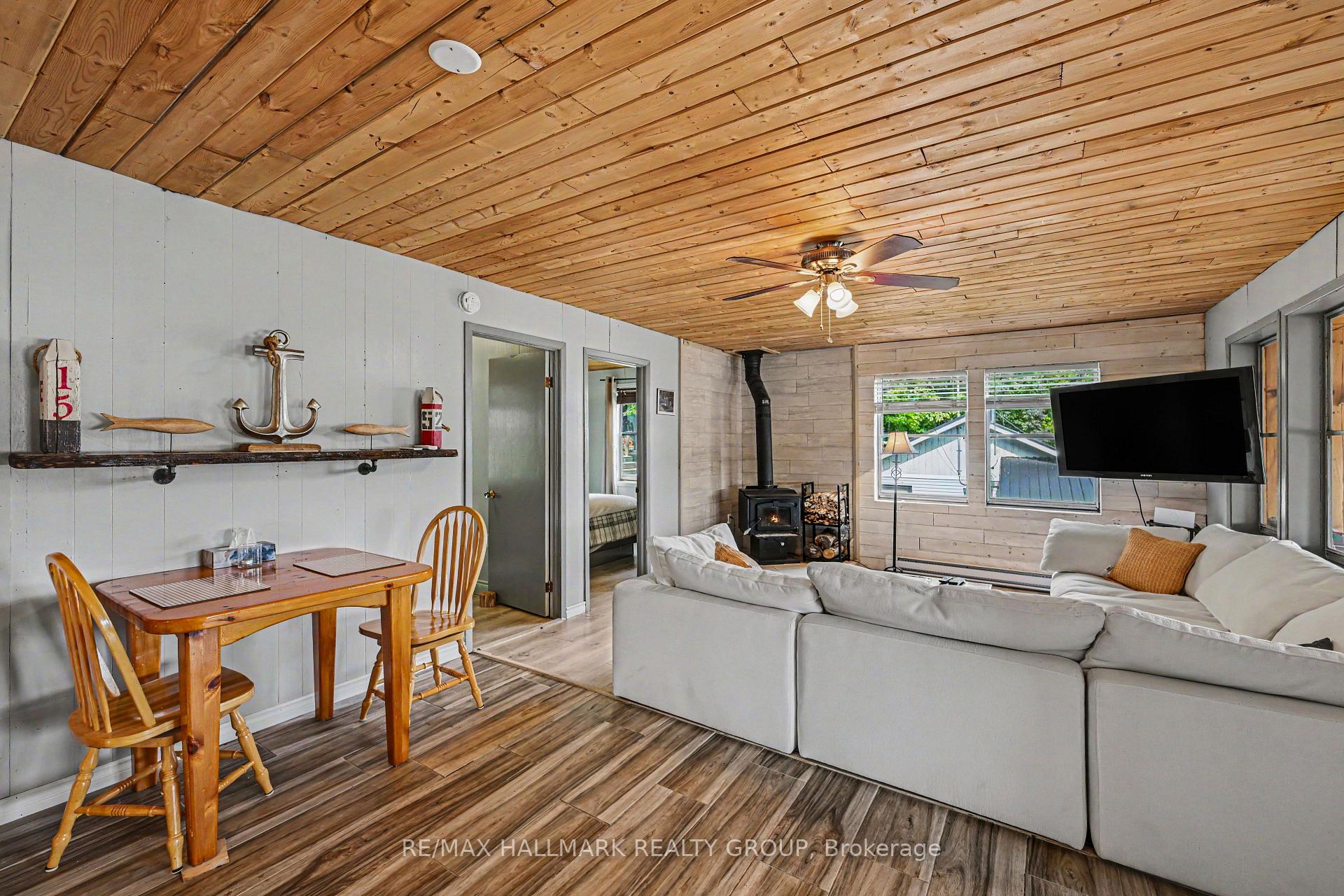 Photo 14 of 302 Egan Lane, Frontenac, Frontenac South — HOMEH