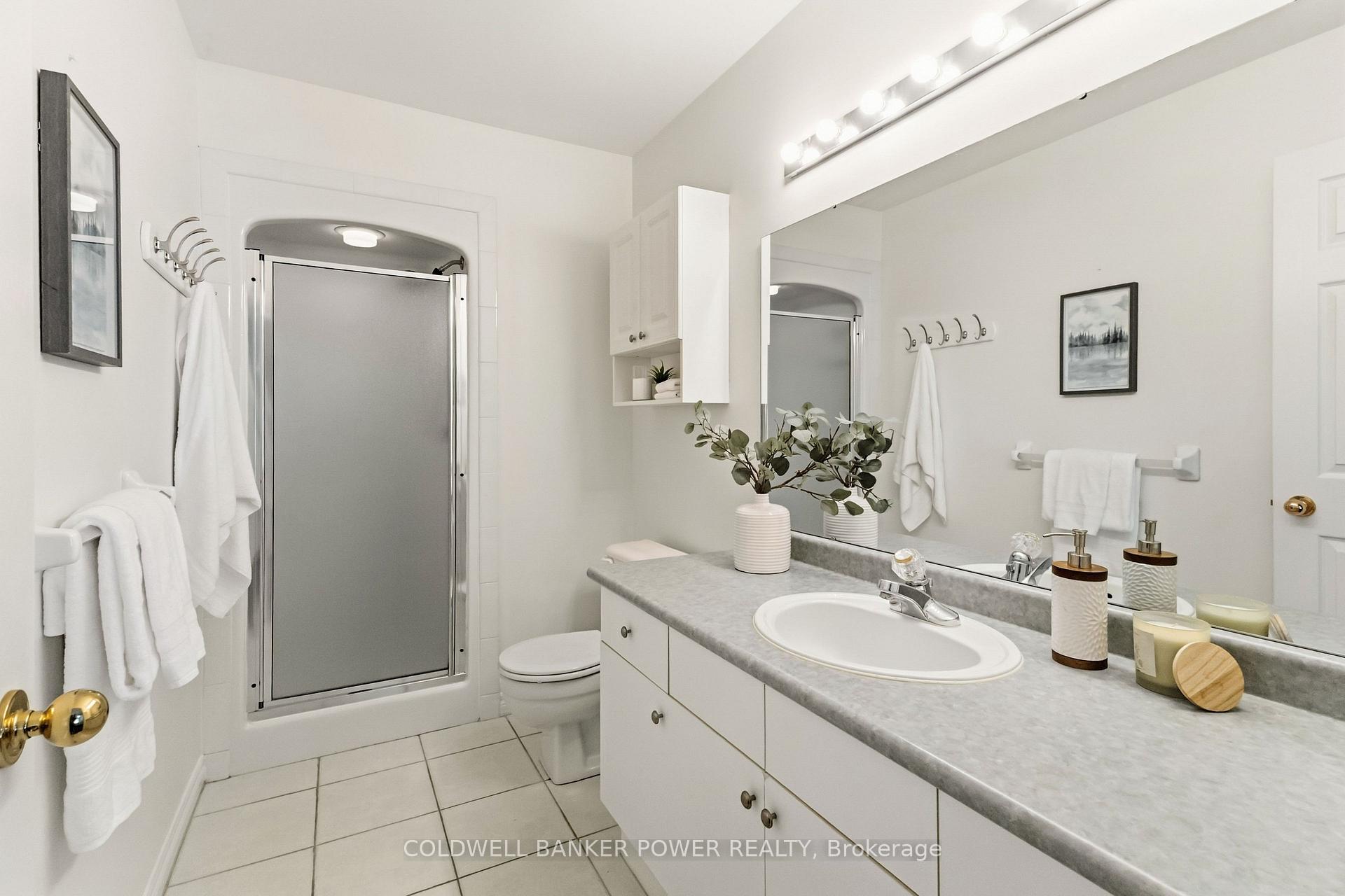 Photo 27 of Unit 67, 250 North Centre Road, London, North R — HOMEH