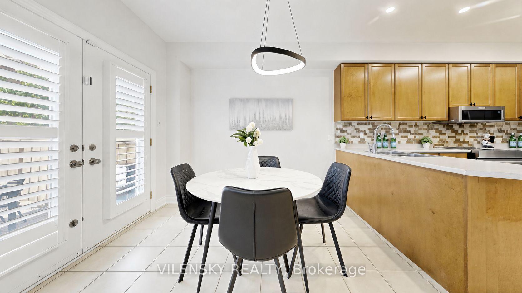 Photo 15 of 464 Apple Blossom Drive, Vaughan, Patterson — HOMEH