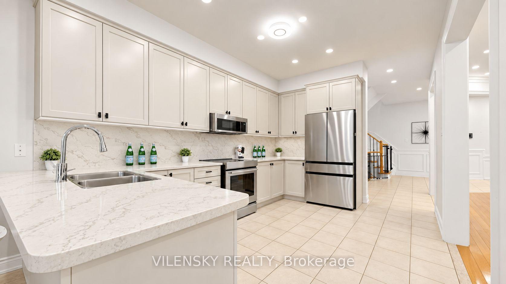 Photo 16 of 464 Apple Blossom Drive, Vaughan, Patterson — HOMEH