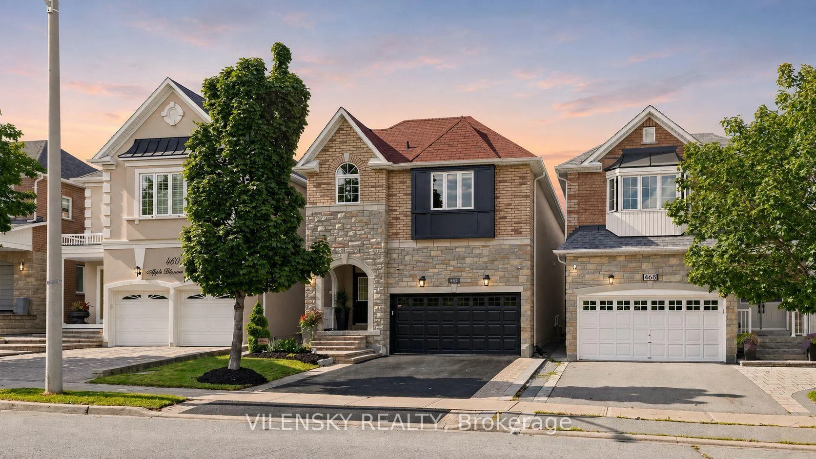 Photo 4 of 464 Apple Blossom Drive, Vaughan, Patterson — HOMEH