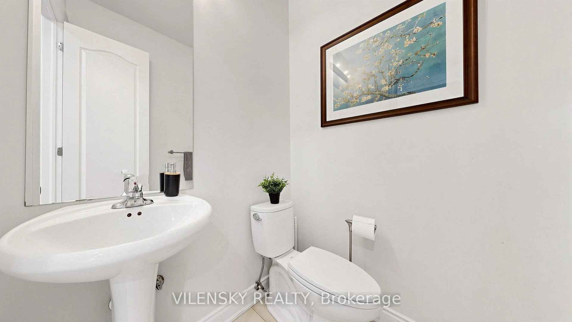 Photo 23 of 464 Apple Blossom Drive, Vaughan, Patterson — HOMEH