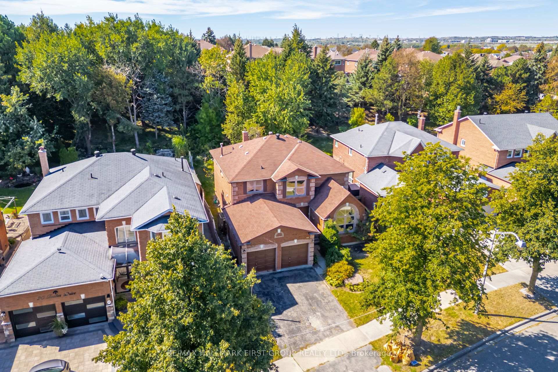 Photo 2 of 22 Foakes Drive, Ajax, Central West — HOMEH
