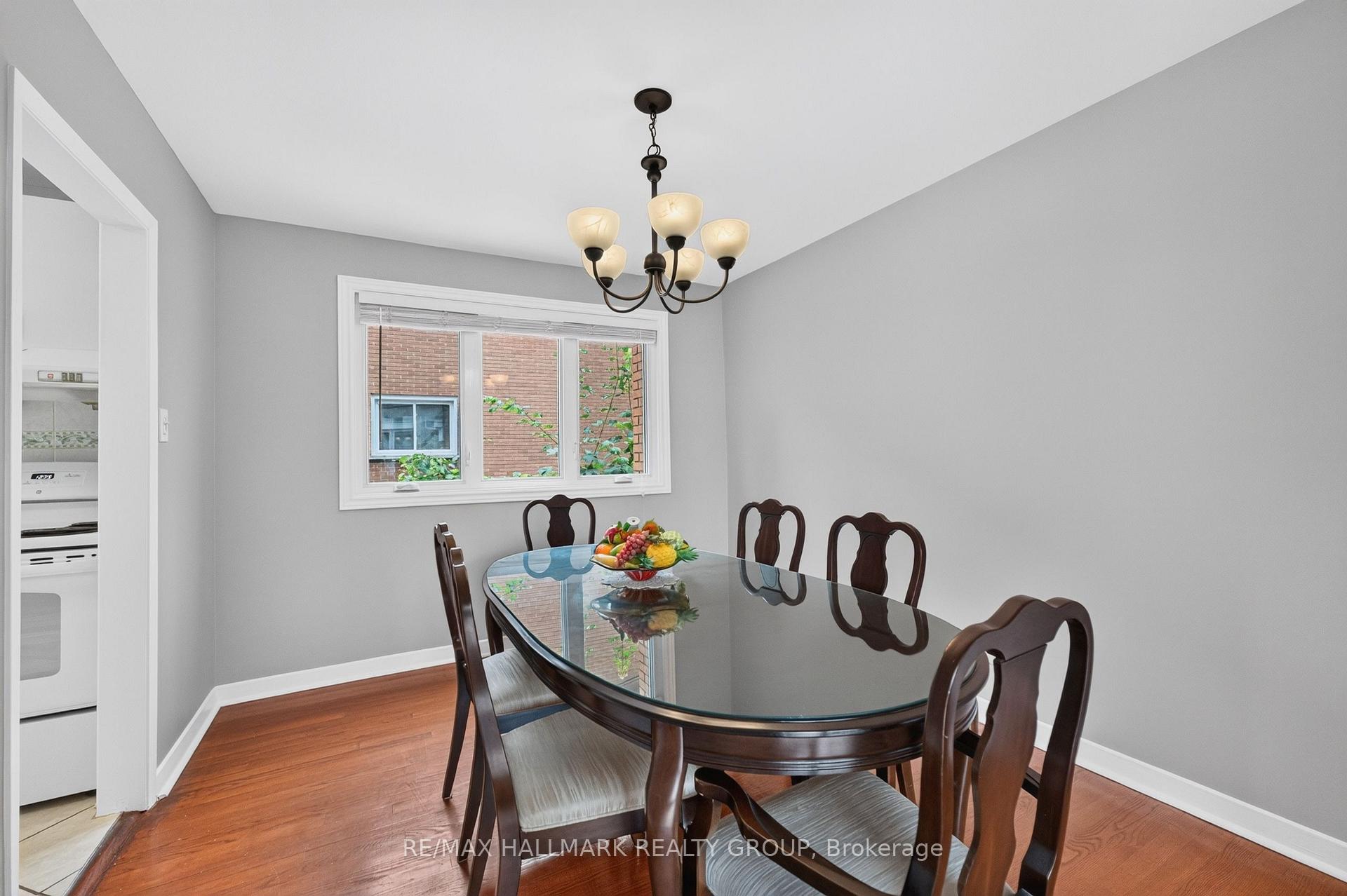Photo 15 of 323 Poulin Avenue, Ottawa, Britannia — HOMEH