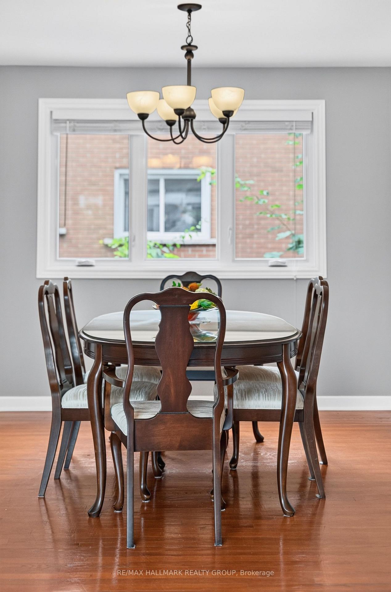 Photo 17 of 323 Poulin Avenue, Ottawa, Britannia — HOMEH