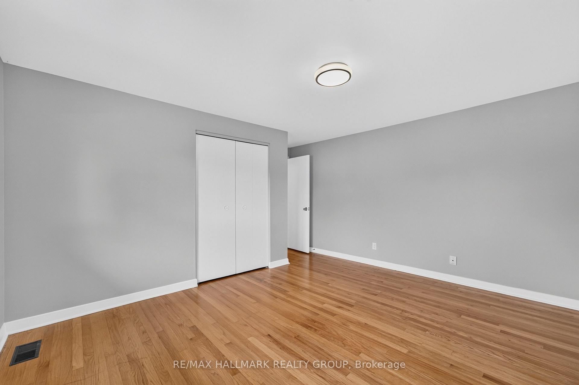 Photo 27 of 323 Poulin Avenue, Ottawa, Britannia — HOMEH