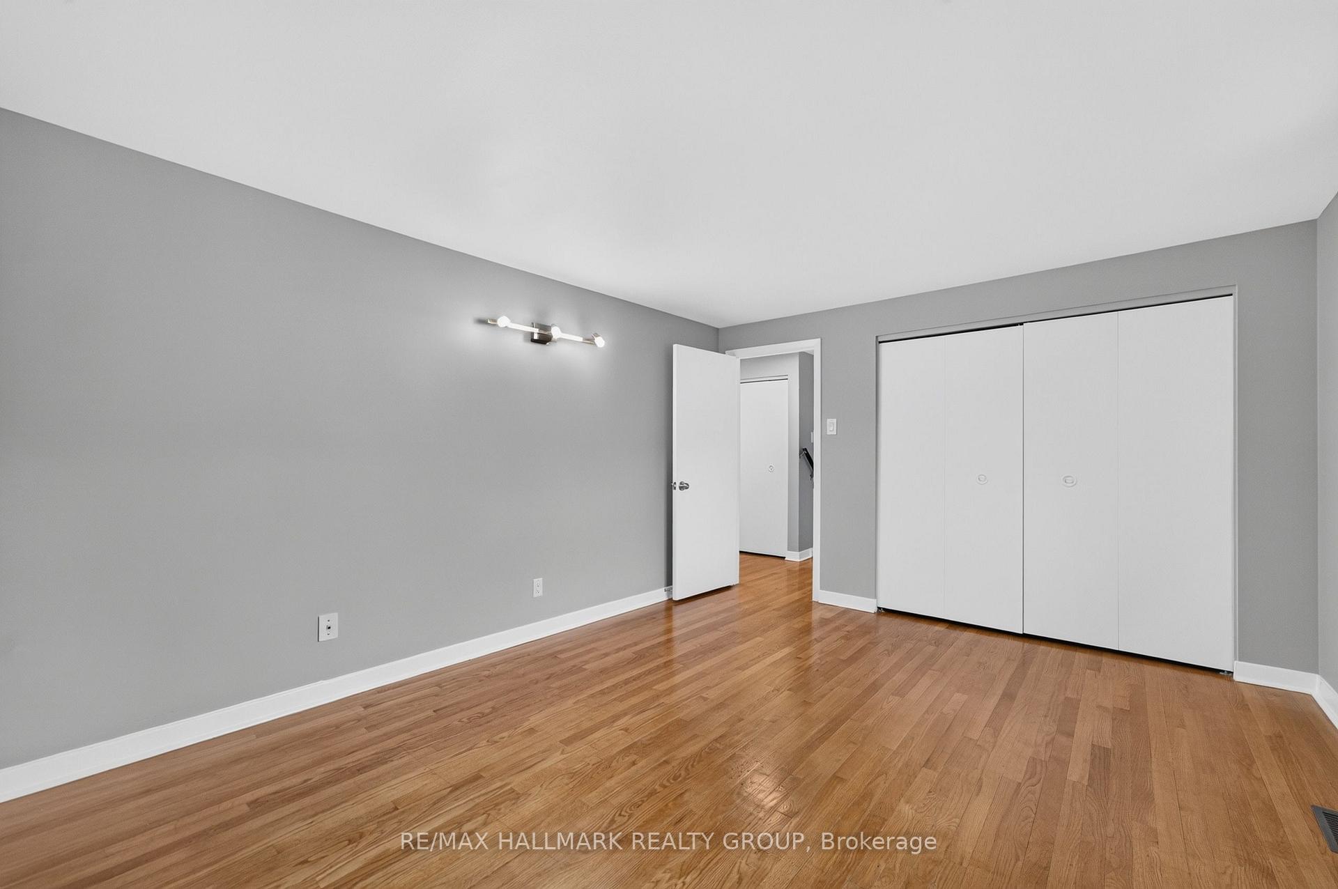 Photo 31 of 323 Poulin Avenue, Ottawa, Britannia — HOMEH