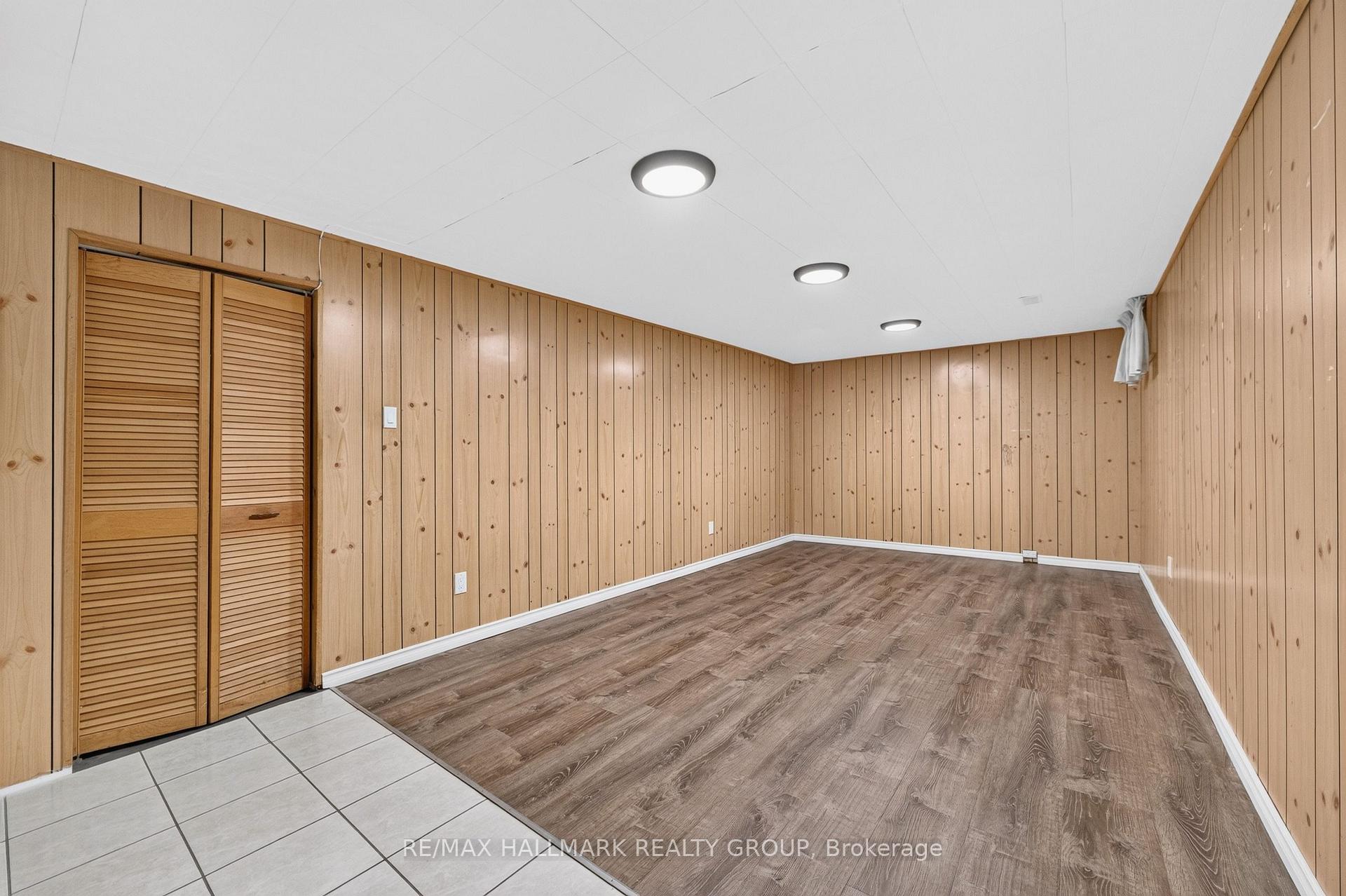 Photo 35 of 323 Poulin Avenue, Ottawa, Britannia — HOMEH