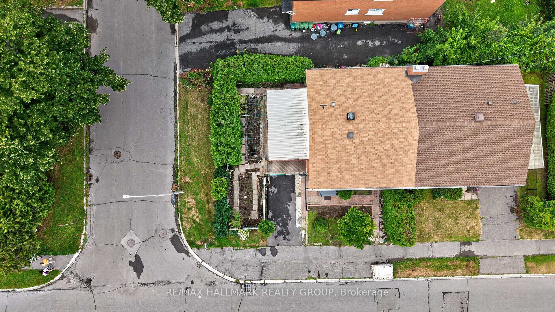 Photo 47 of 323 Poulin Avenue, Ottawa, Britannia — HOMEH