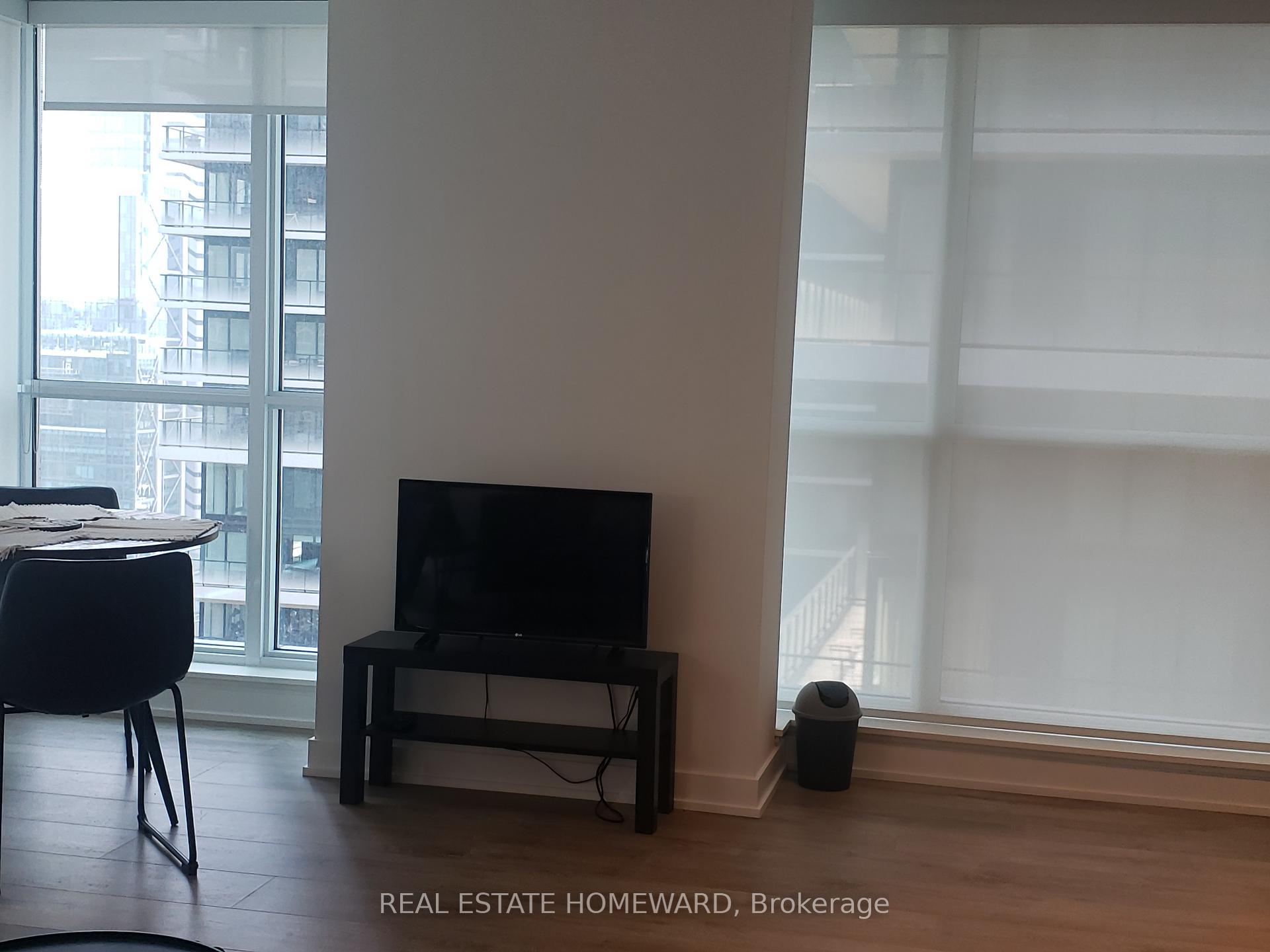 Photo 5 of Unit 2903, 327 King Street W, Toronto, Waterfront Communities — HOMEH