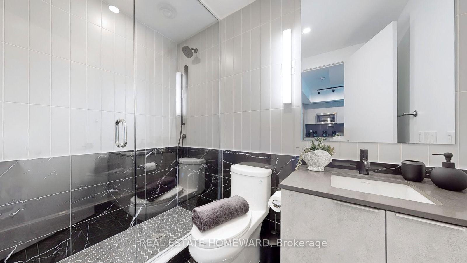 Photo 9 of Unit 2903, 327 King Street W, Toronto, Waterfront Communities — HOMEH