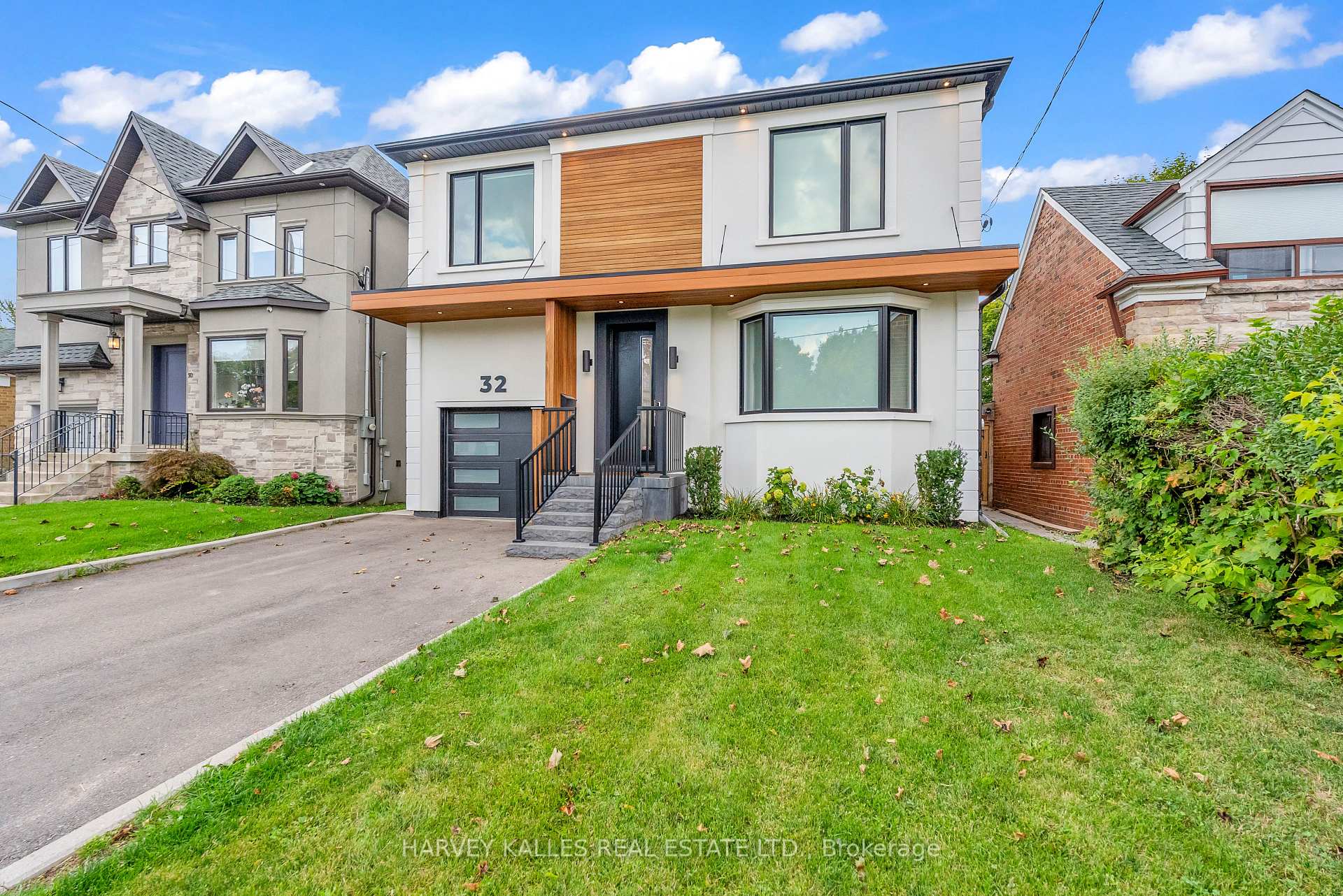 Photo of 32 Almont Road