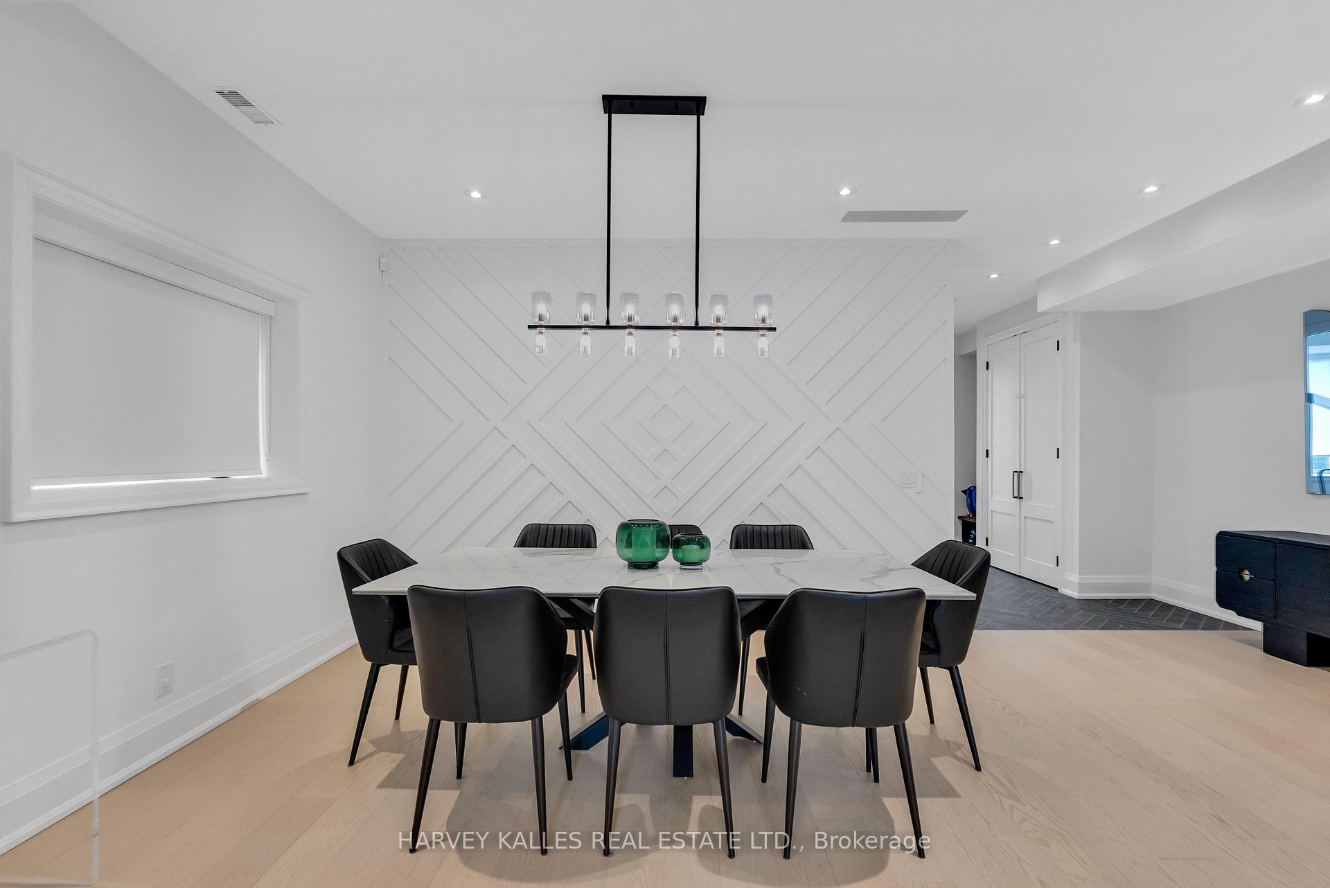 Photo 7 of 32 Almont Road, North York, Clanton Park — HOMEH