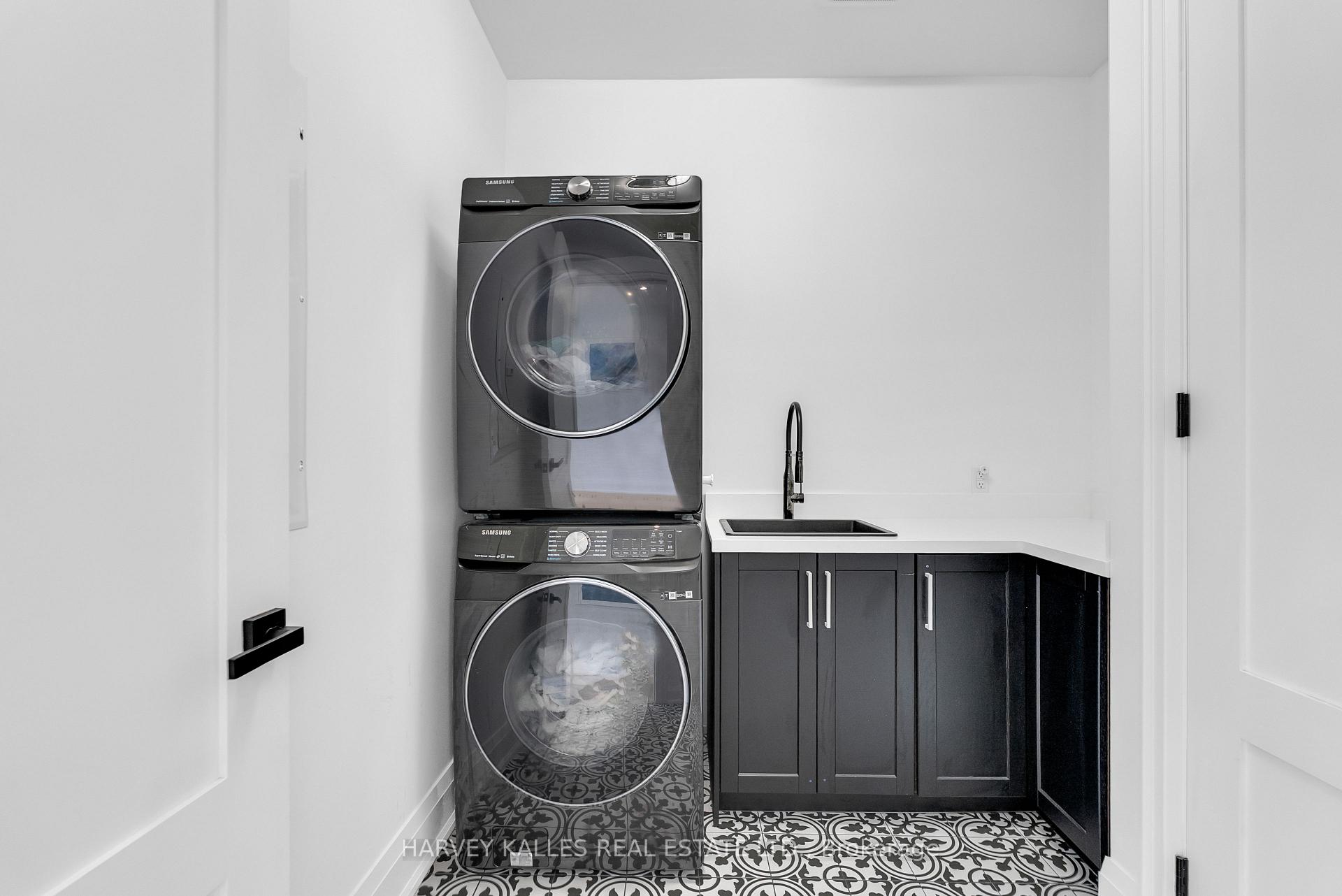 Photo 27 of 32 Almont Road, North York, Clanton Park — HOMEH