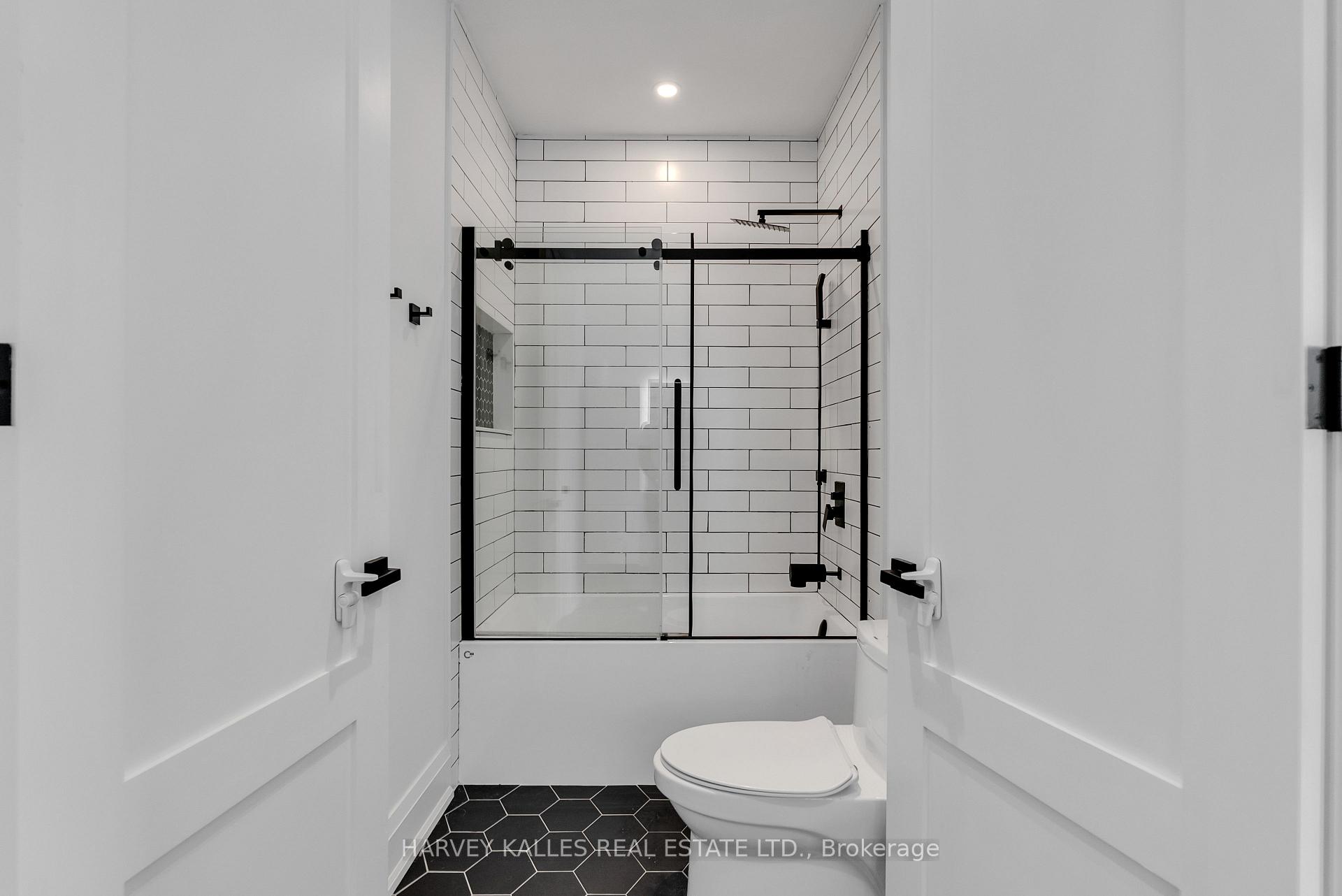Photo 34 of 32 Almont Road, North York, Clanton Park — HOMEH