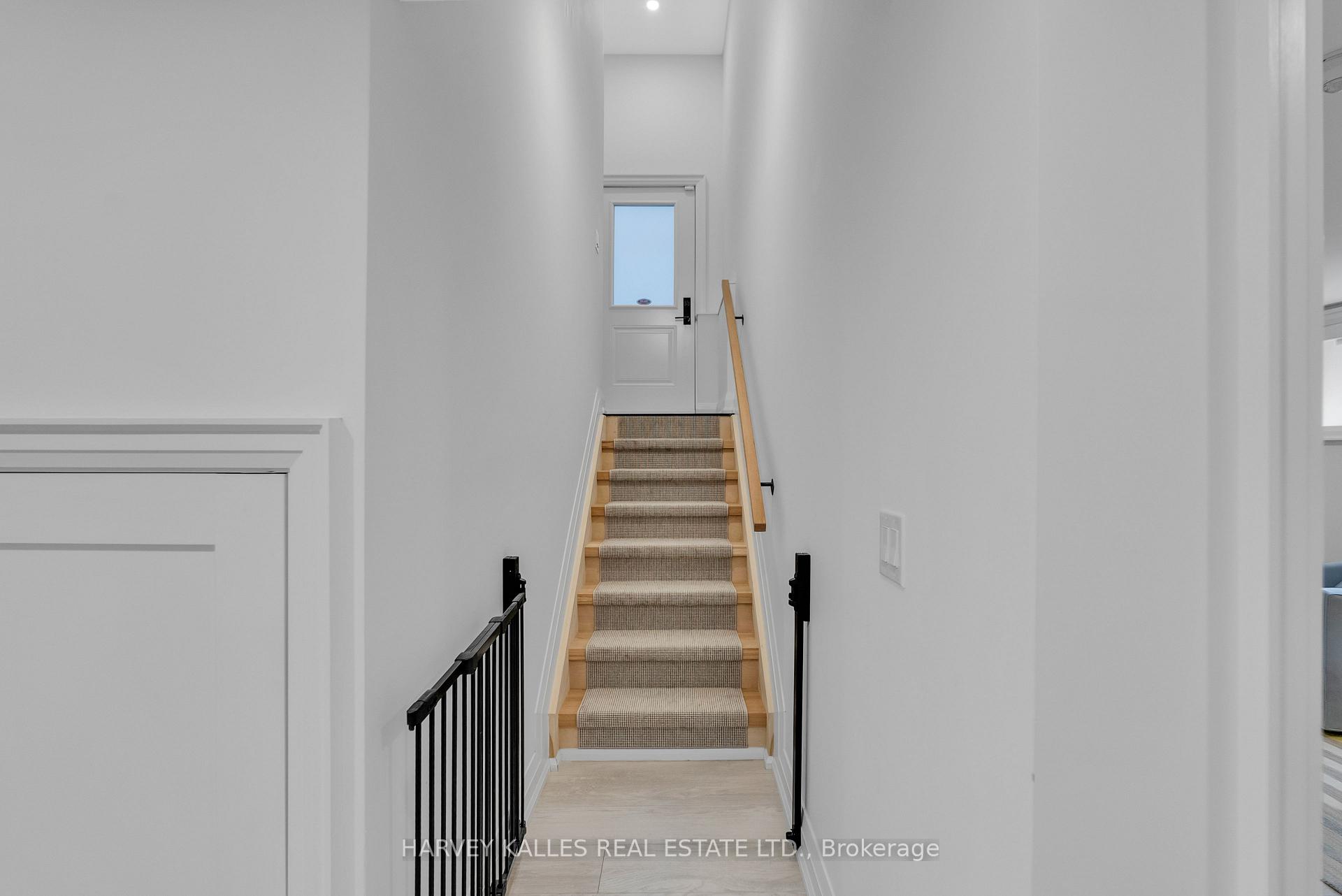Photo 37 of 32 Almont Road, North York, Clanton Park — HOMEH