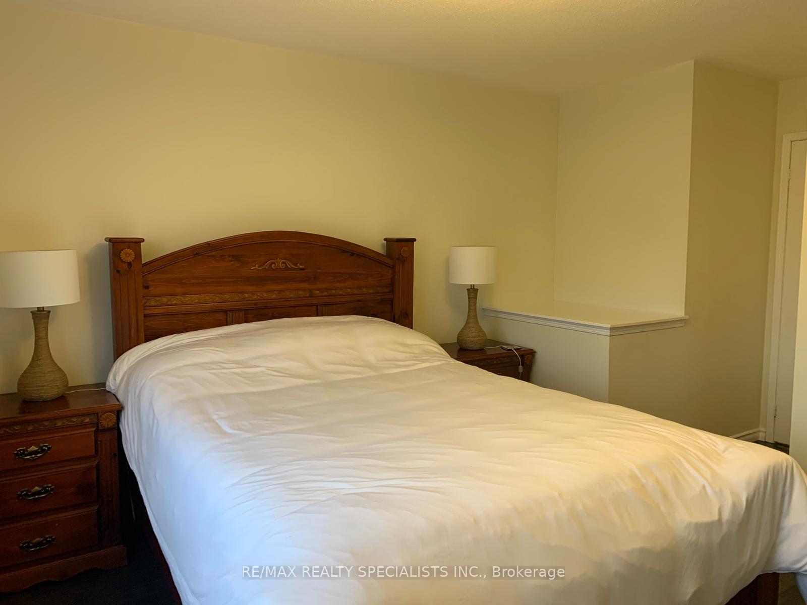 Photo 9 of Unit 132, 4950 Albina Way, Mississauga, Hurontario — HOMEH