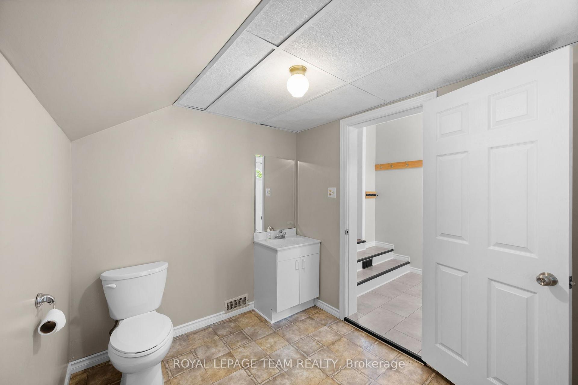 Photo 16 of 2952 Lough Road, North Dundas, North Dundas (Mountain) Twp — HOMEH