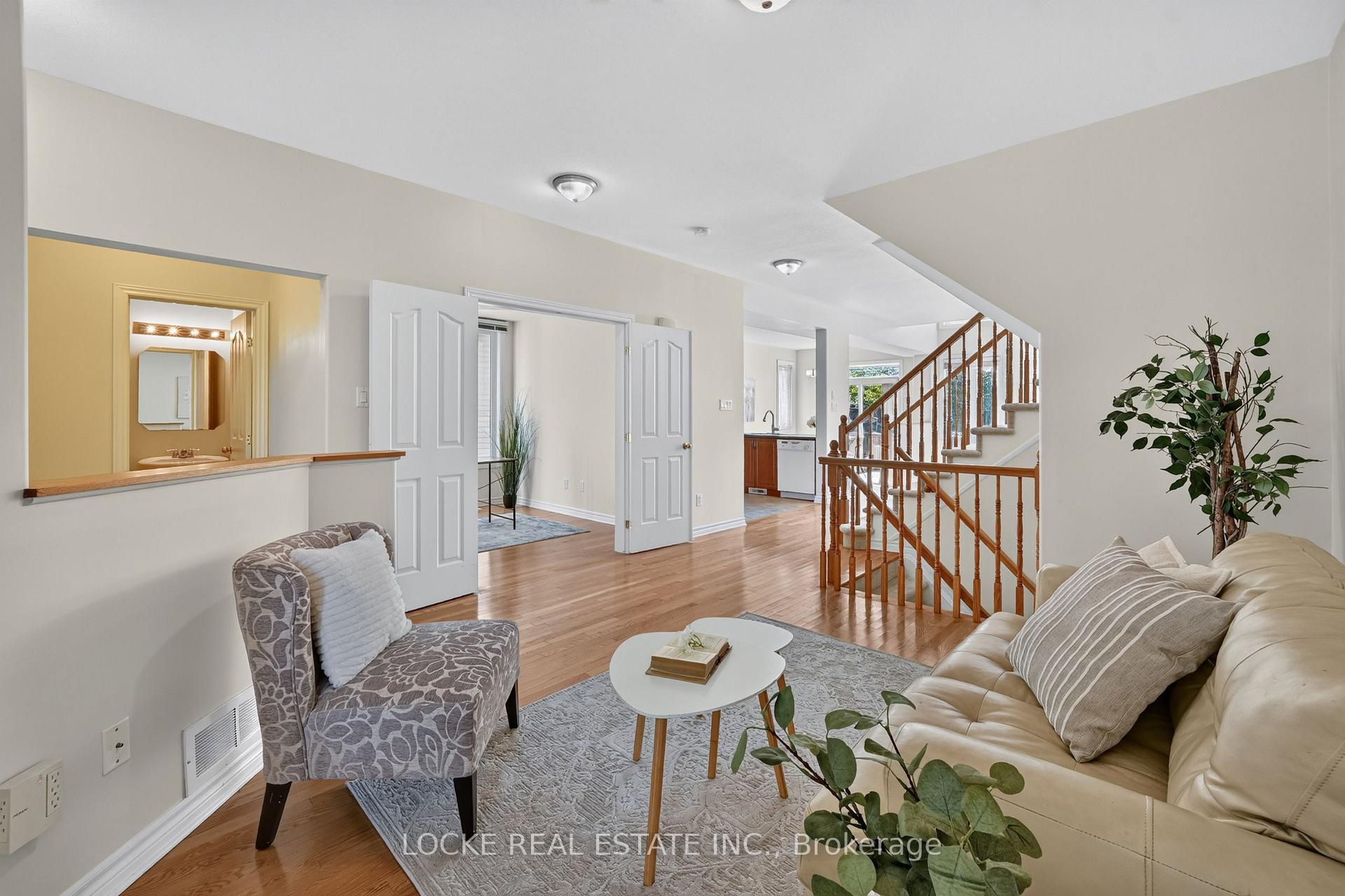 Photo 14 of 658 Everlasting Crescent, Ottawa, Springridge/East Village — HOMEH