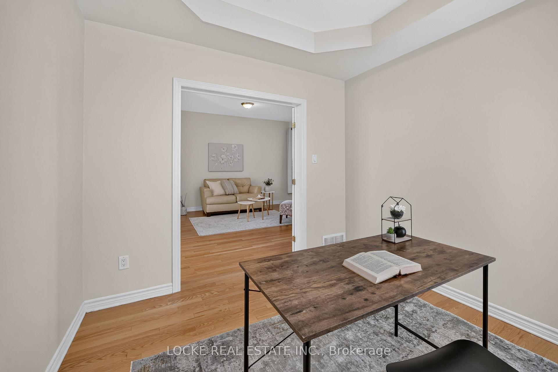 Photo 18 of 658 Everlasting Crescent, Ottawa, Springridge/East Village — HOMEH