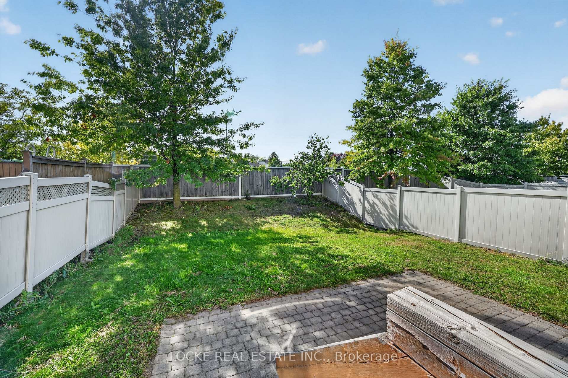Photo 42 of 658 Everlasting Crescent, Ottawa, Springridge/East Village — HOMEH