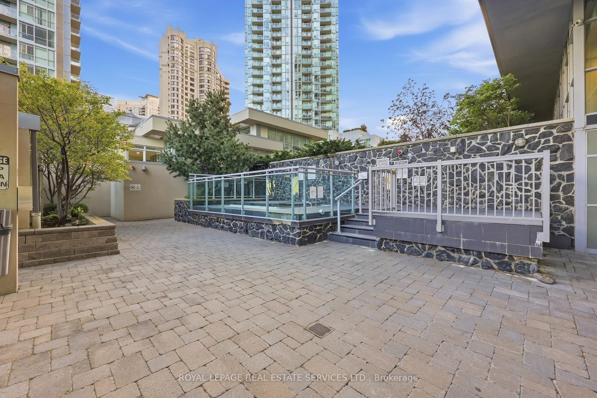 Photo 33 of Unit 1504, 223 Webb Drive, Mississauga, City Centre — HOMEH