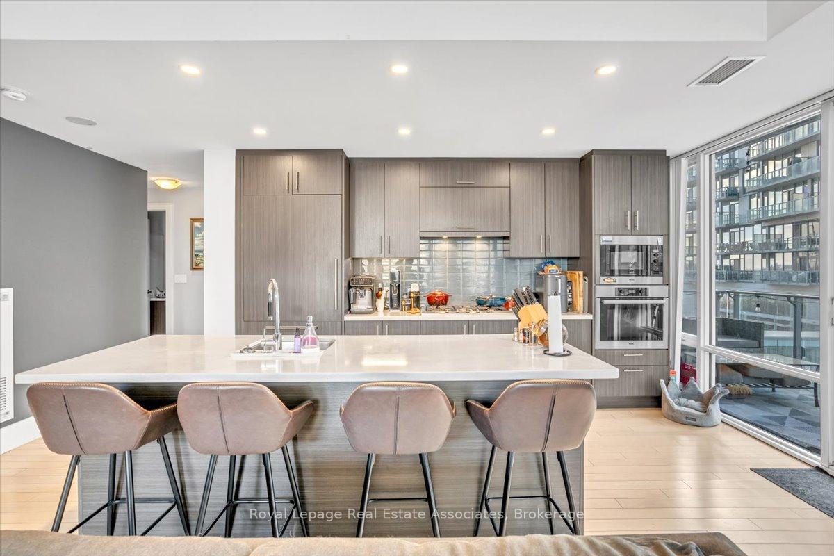 Photo 3 of Unit 323, 29 Queens Quay E, Toronto, Waterfront Communities — HOMEH