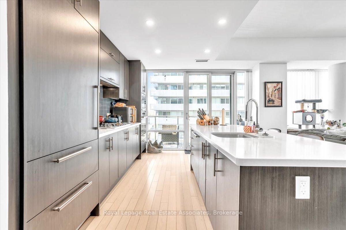 Photo 12 of Unit 323, 29 Queens Quay E, Toronto, Waterfront Communities — HOMEH