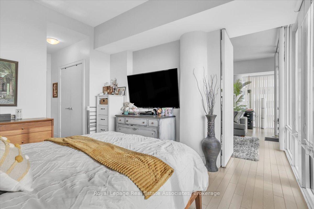 Photo 20 of Unit 323, 29 Queens Quay E, Toronto, Waterfront Communities — HOMEH