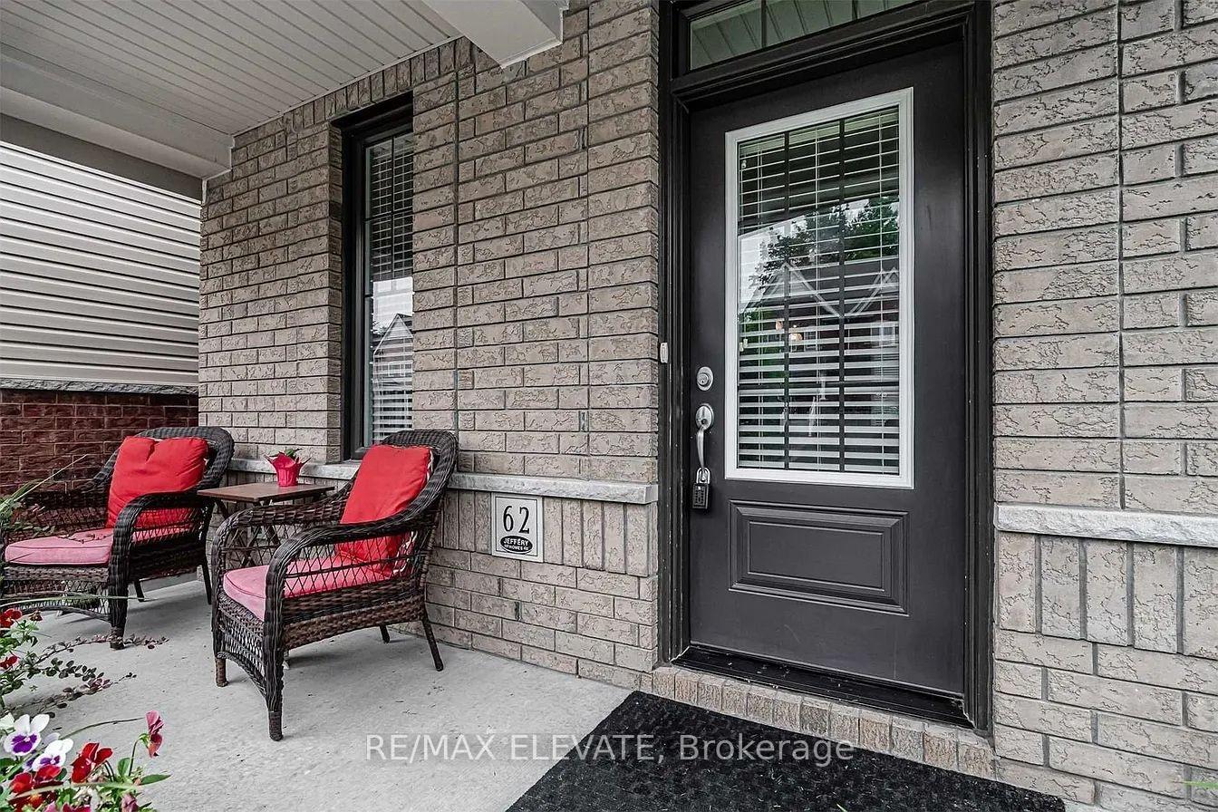 Photo 2 of 62 Murray Tabb Street, Clarington, Bowmanville — HOMEH