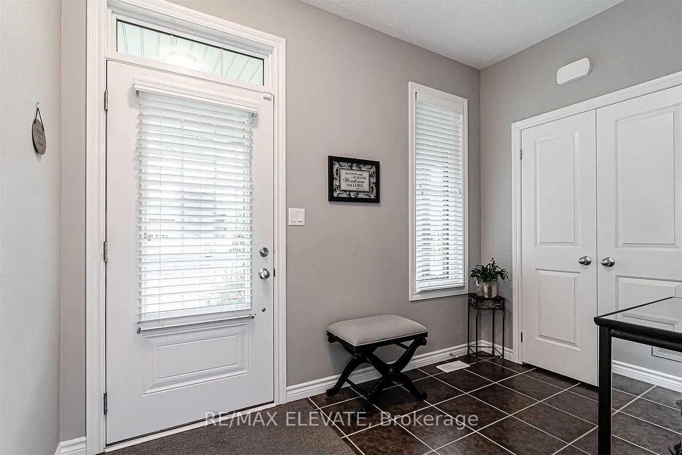 Photo 3 of 62 Murray Tabb Street, Clarington, Bowmanville — HOMEH