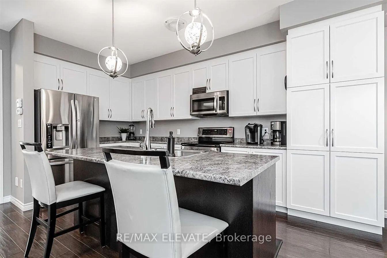 Photo 8 of 62 Murray Tabb Street, Clarington, Bowmanville — HOMEH