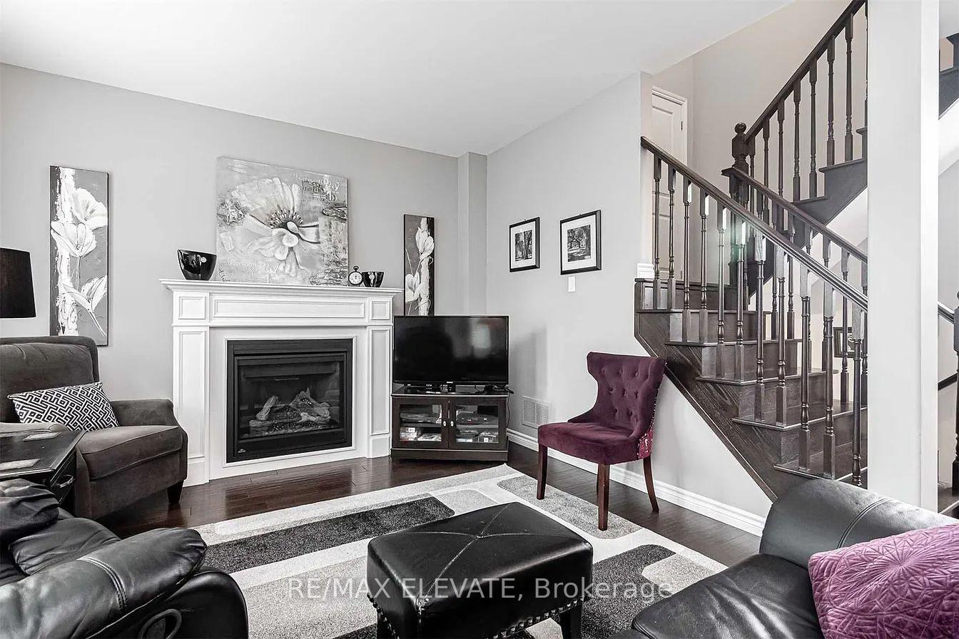 Photo 12 of 62 Murray Tabb Street, Clarington, Bowmanville — HOMEH