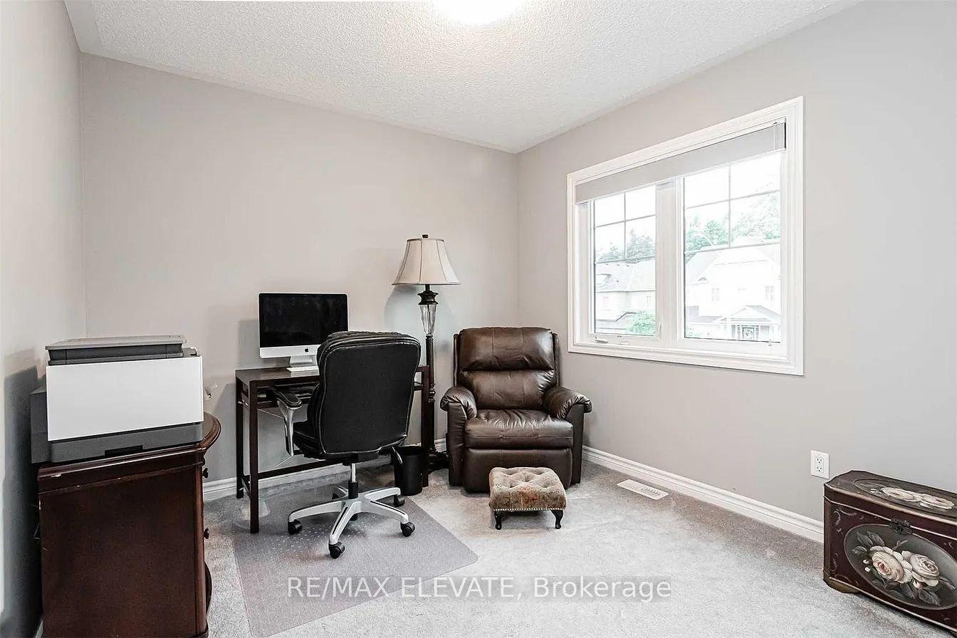 Photo 17 of 62 Murray Tabb Street, Clarington, Bowmanville — HOMEH