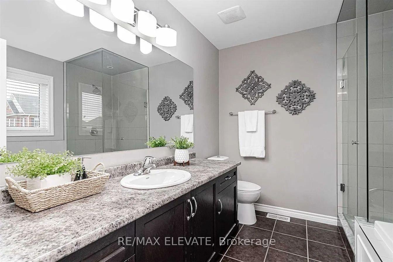 Photo 23 of 62 Murray Tabb Street, Clarington, Bowmanville — HOMEH
