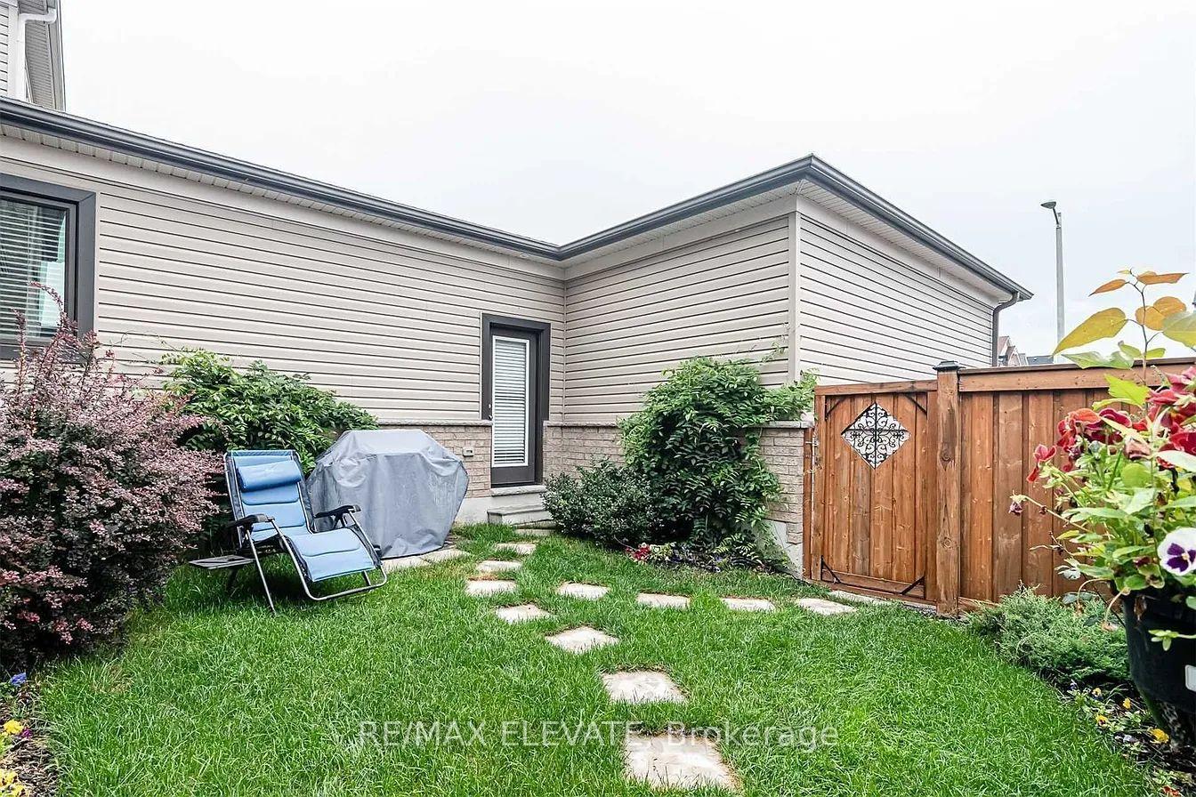 Photo 28 of 62 Murray Tabb Street, Clarington, Bowmanville — HOMEH