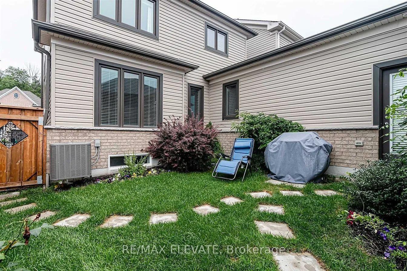 Photo 29 of 62 Murray Tabb Street, Clarington, Bowmanville — HOMEH