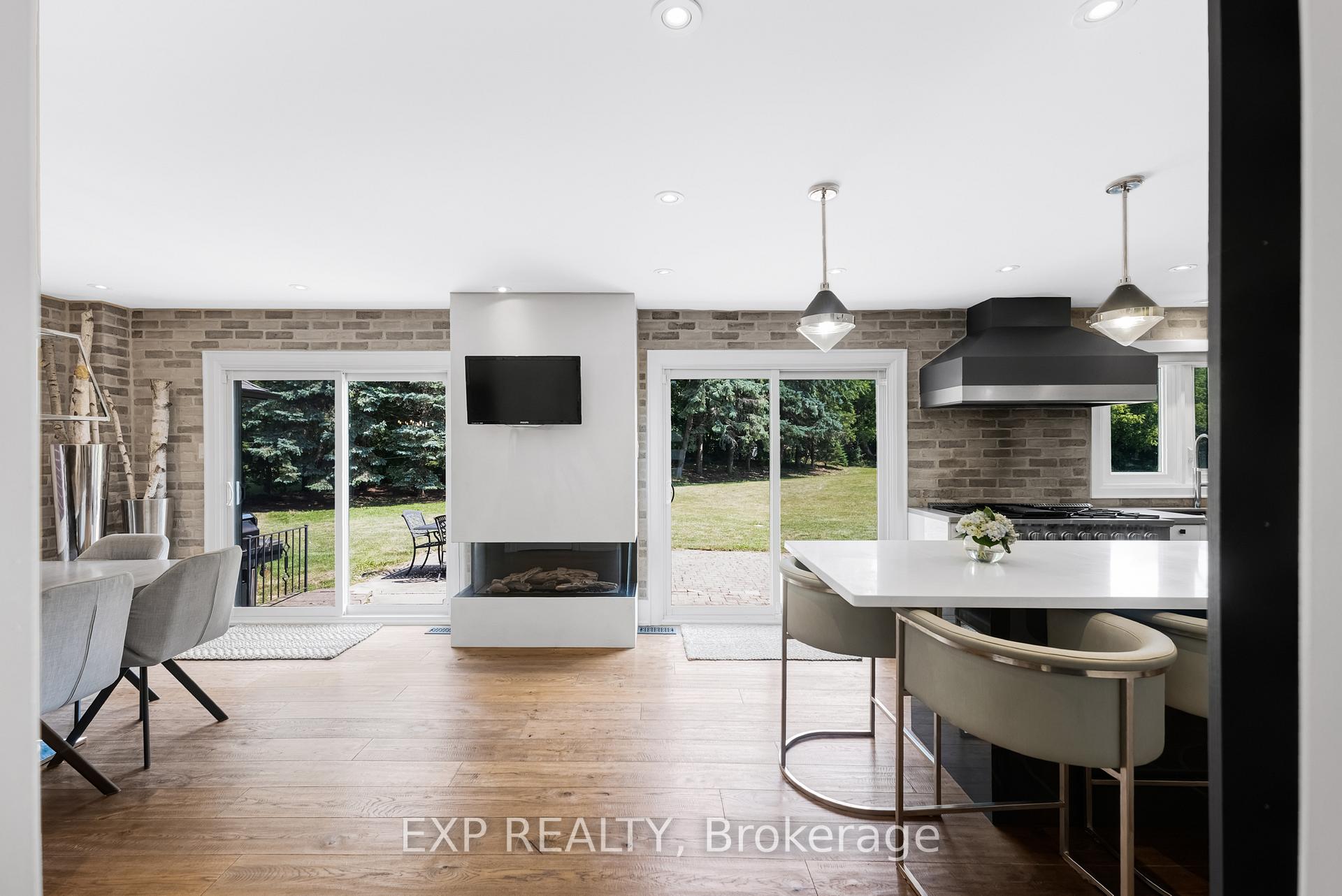 Photo 8 of 17 Chamberlain Court, King, Nobleton — HOMEH